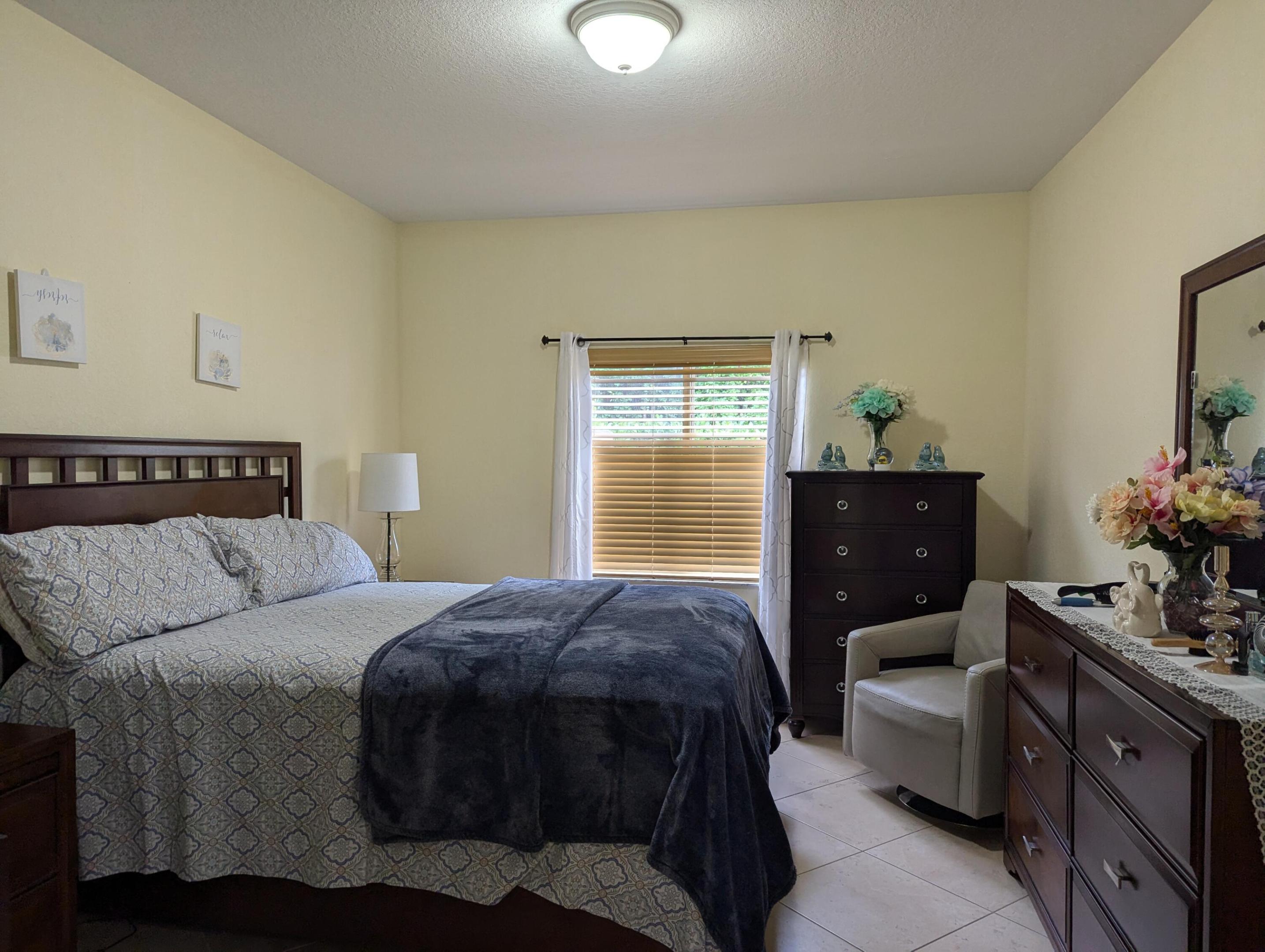 328 SE 23rd Avenue
