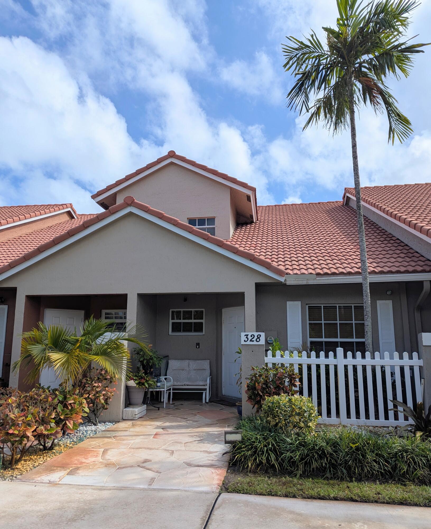 328 SE 23rd Avenue