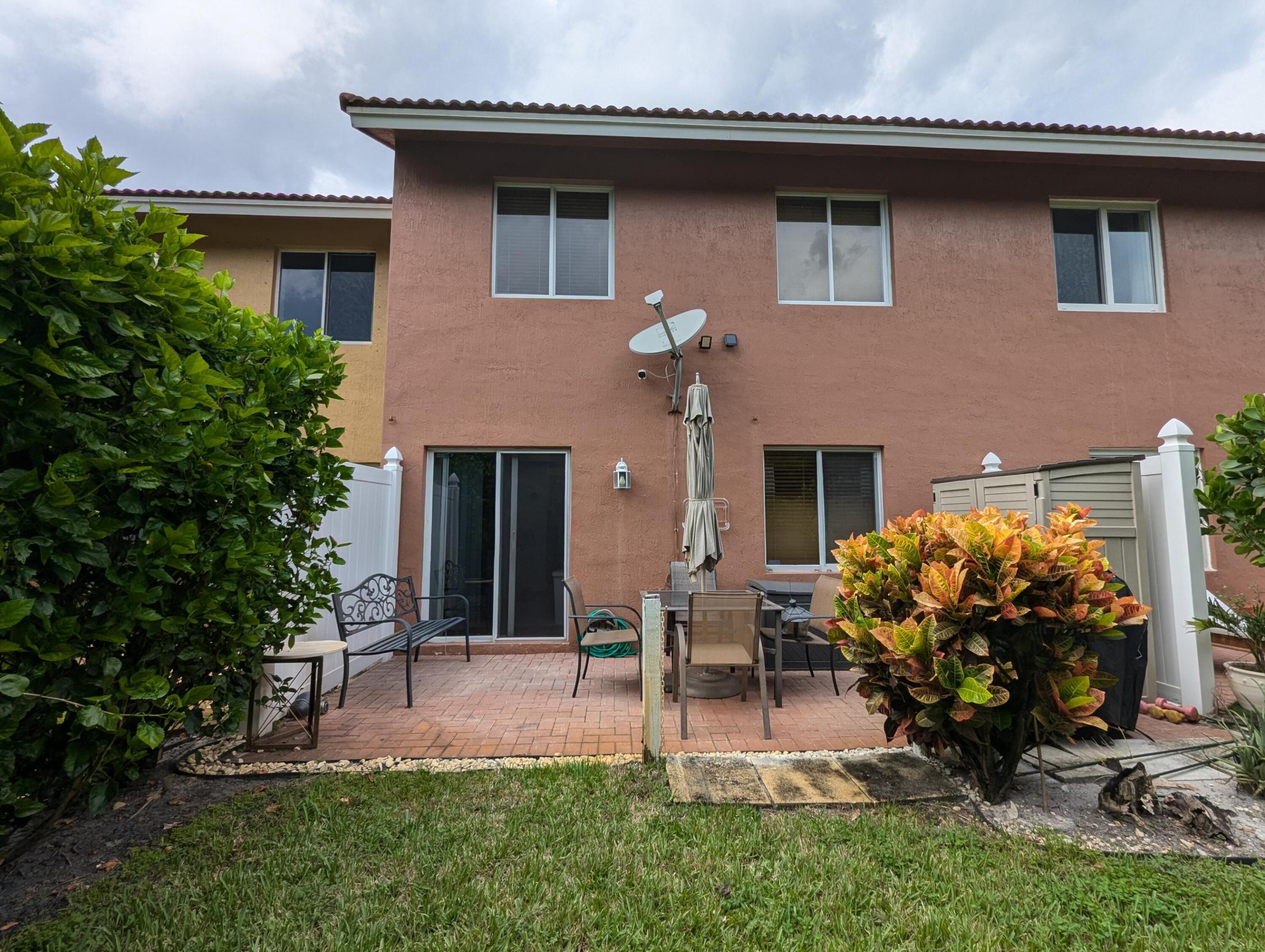 328 SE 23rd Avenue