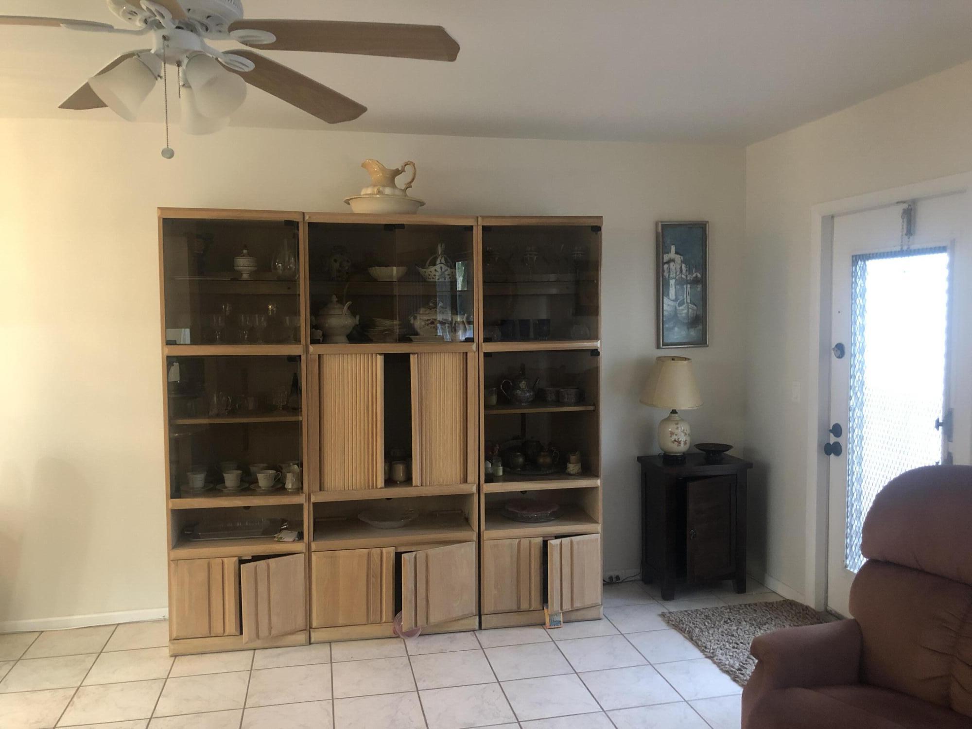 2048 Rexford C