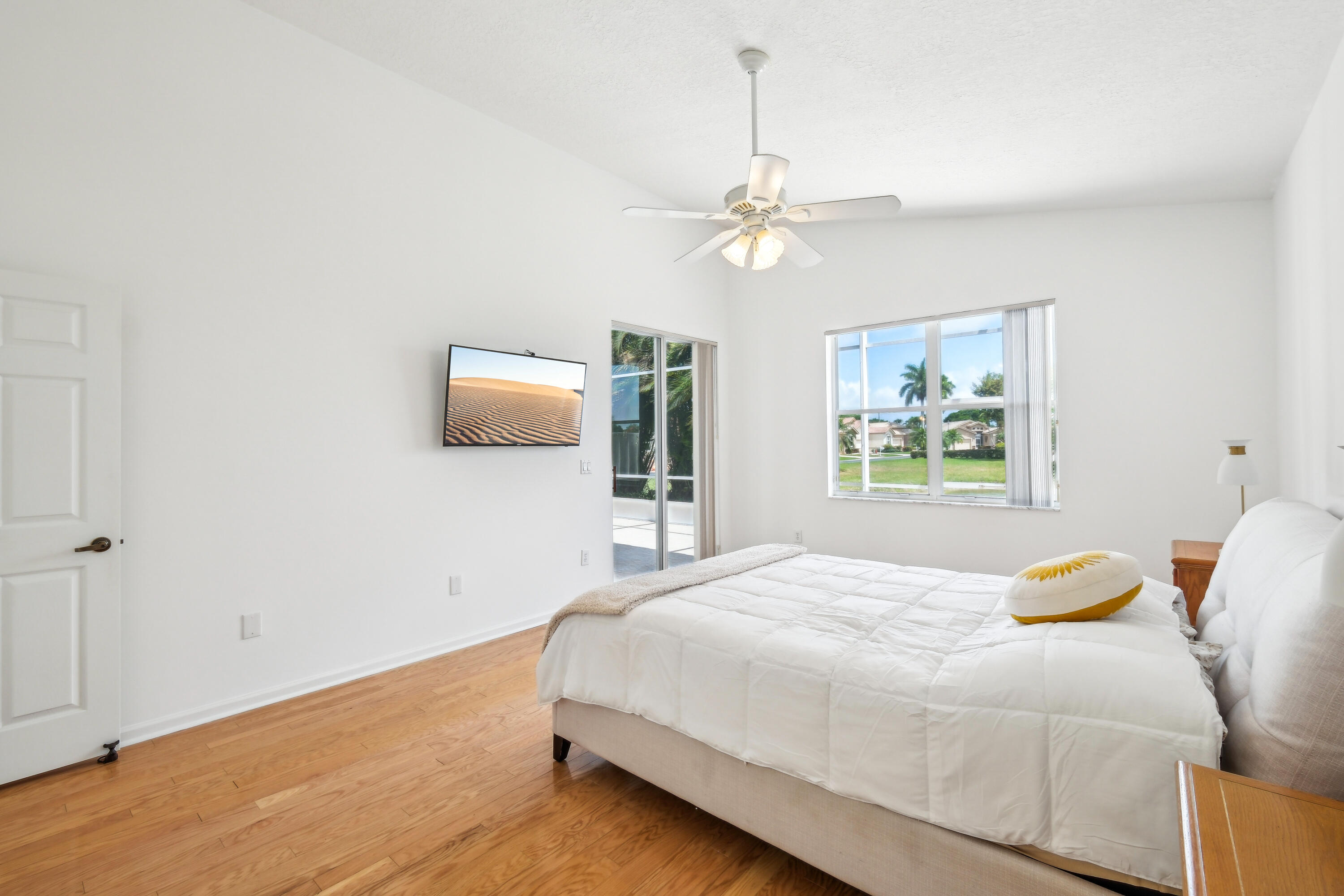 6377 N Westchester Club Drive N