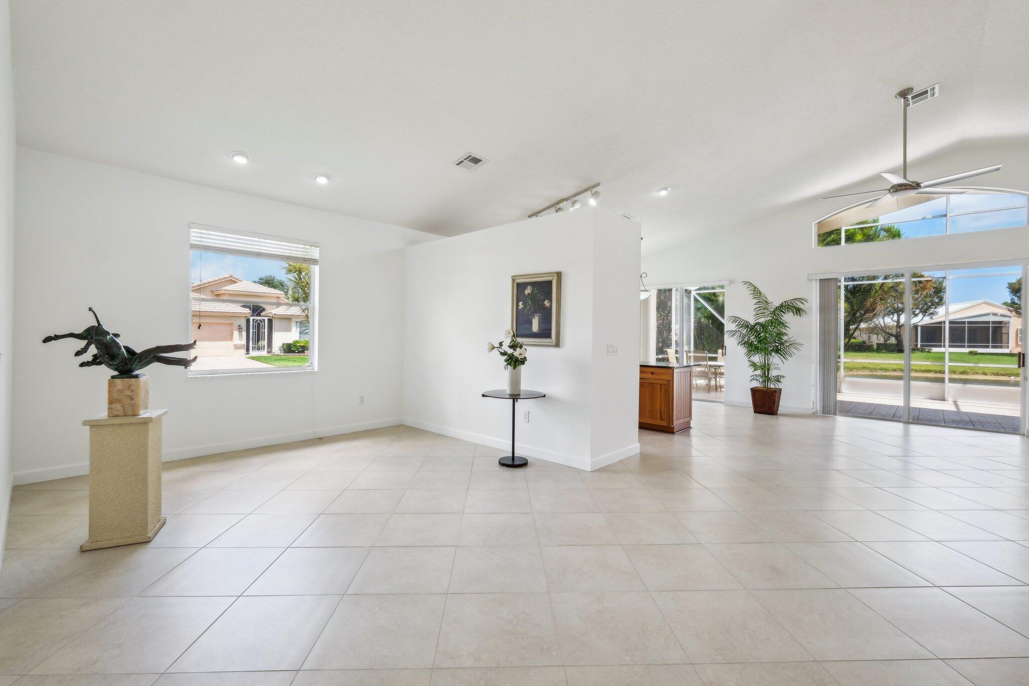 6377 N Westchester Club Drive N