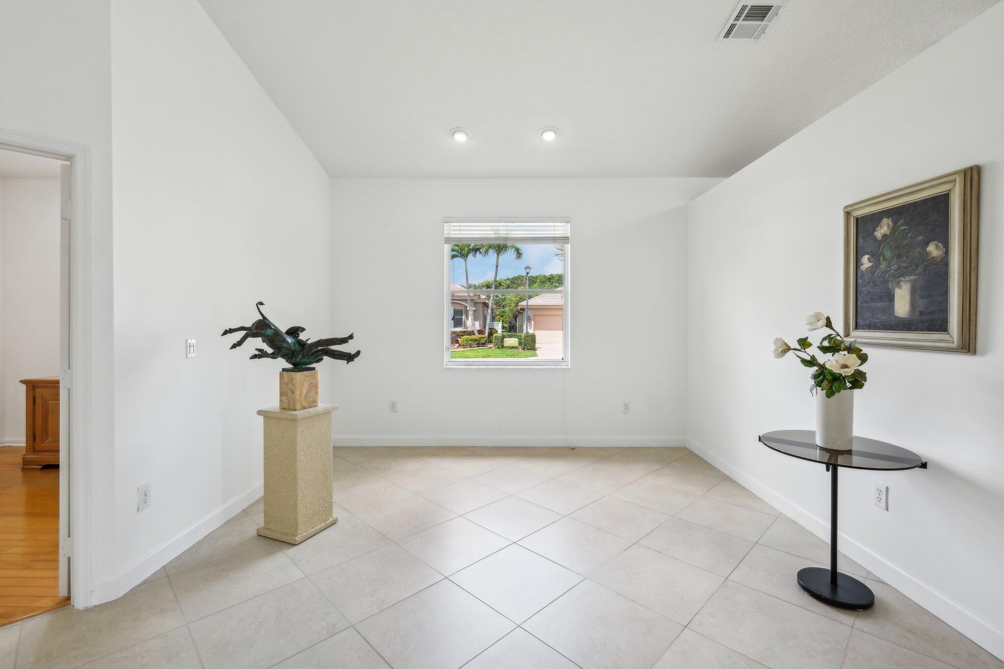 6377 N Westchester Club Drive N
