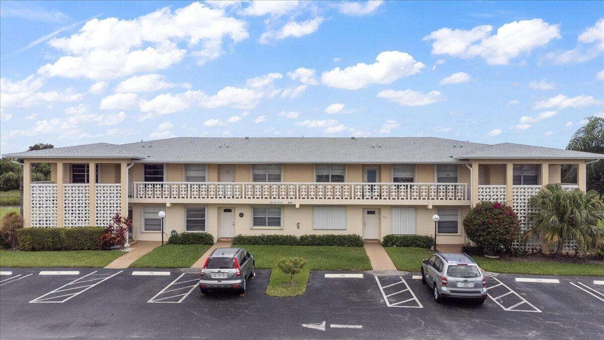 1905 NW 18th Street 101