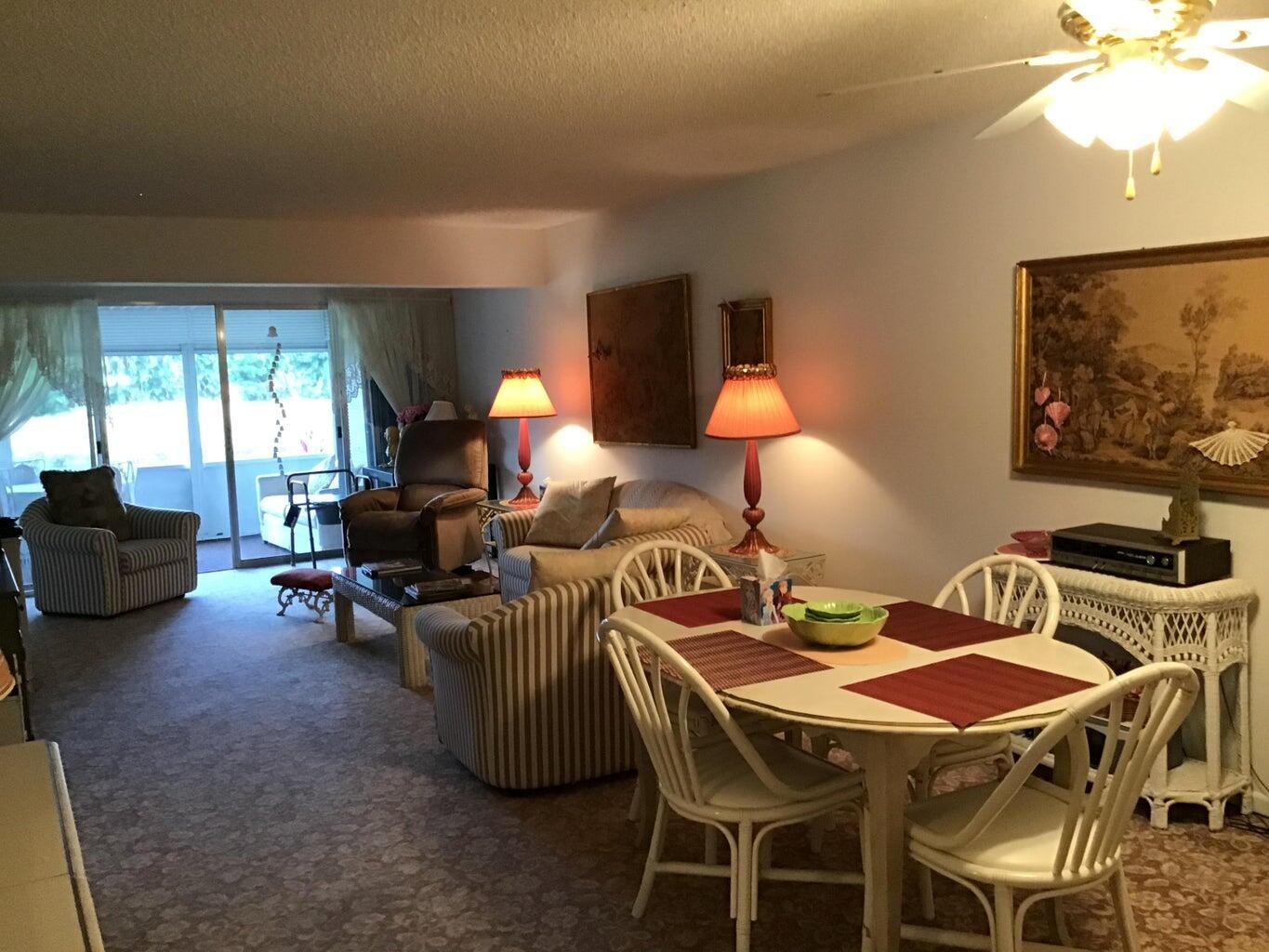 1905 NW 18th Street 101