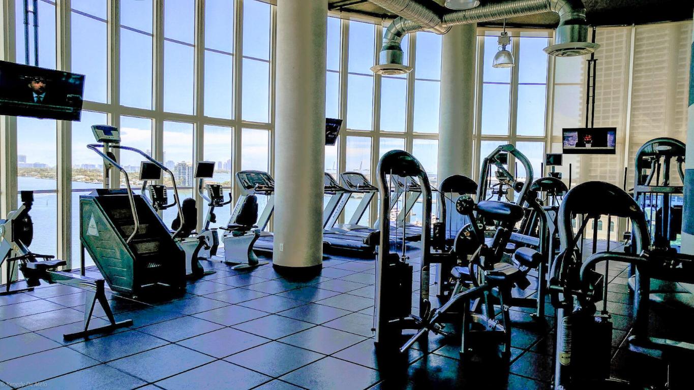 1800 N Bayshore Drive 2205, Miami Unit: 2205