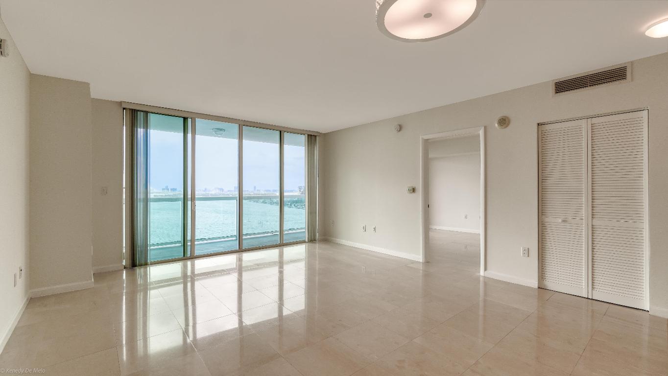 1800 N Bayshore Drive 2205, Miami Unit: 2205