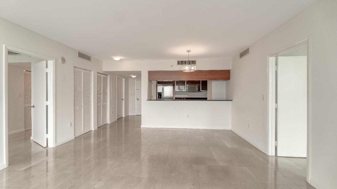 1800 N Bayshore Drive 2205, Miami Unit: 2205
