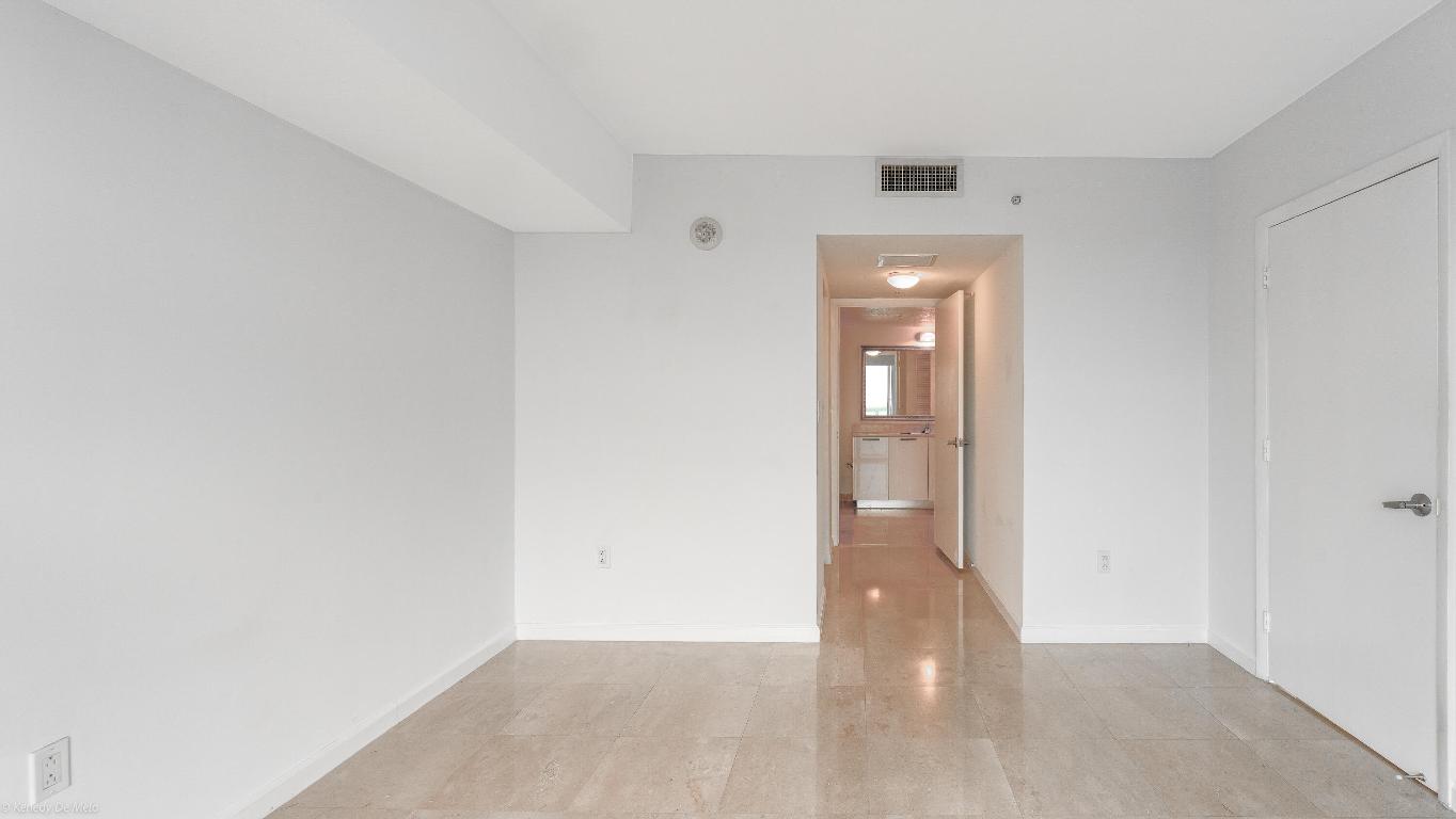 1800 N Bayshore Drive 2205, Miami Unit: 2205