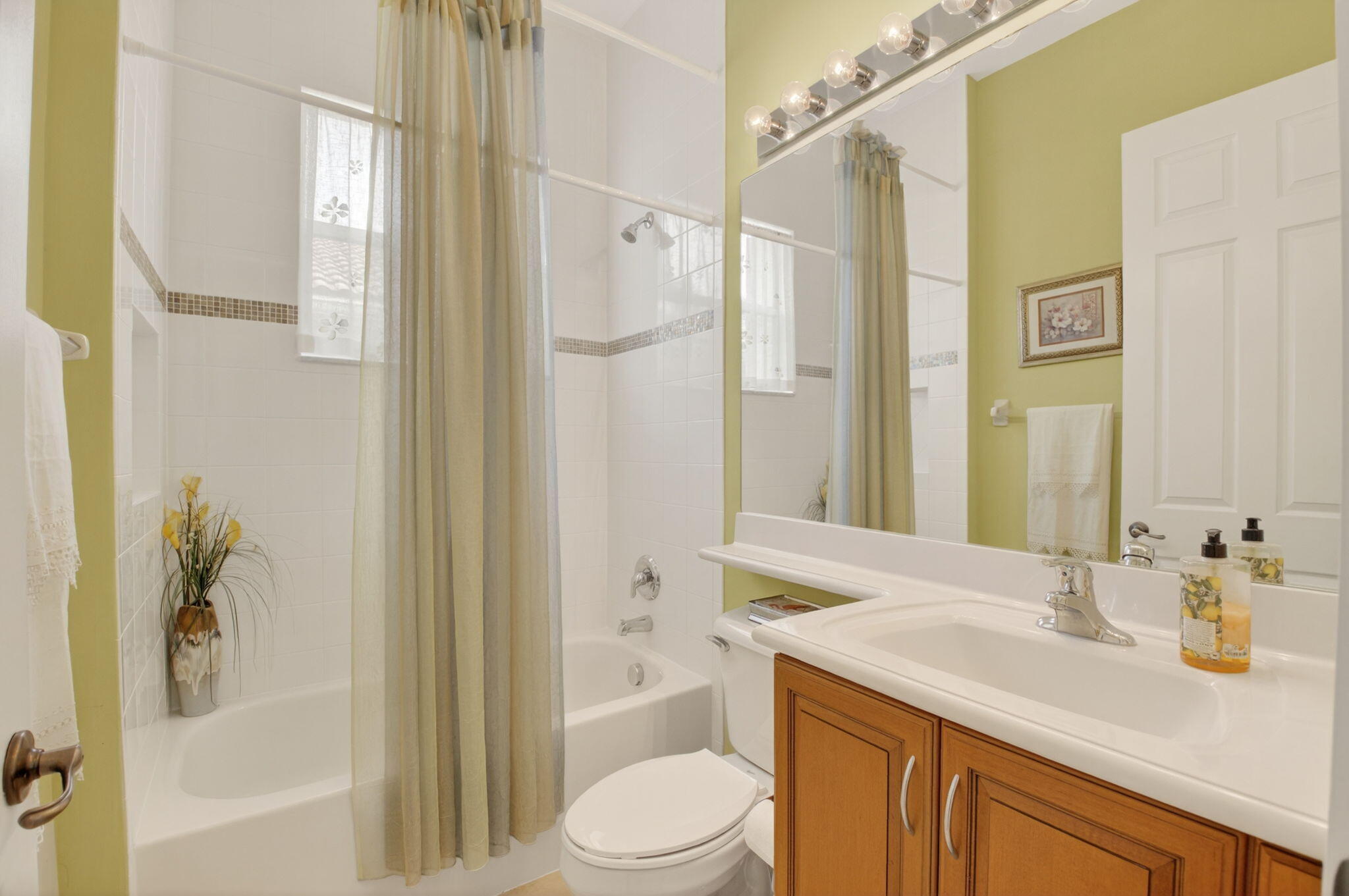 6863 Imperial Beach Circle