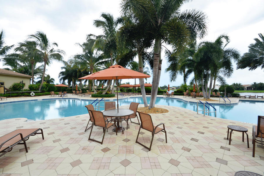 6863 Imperial Beach Circle