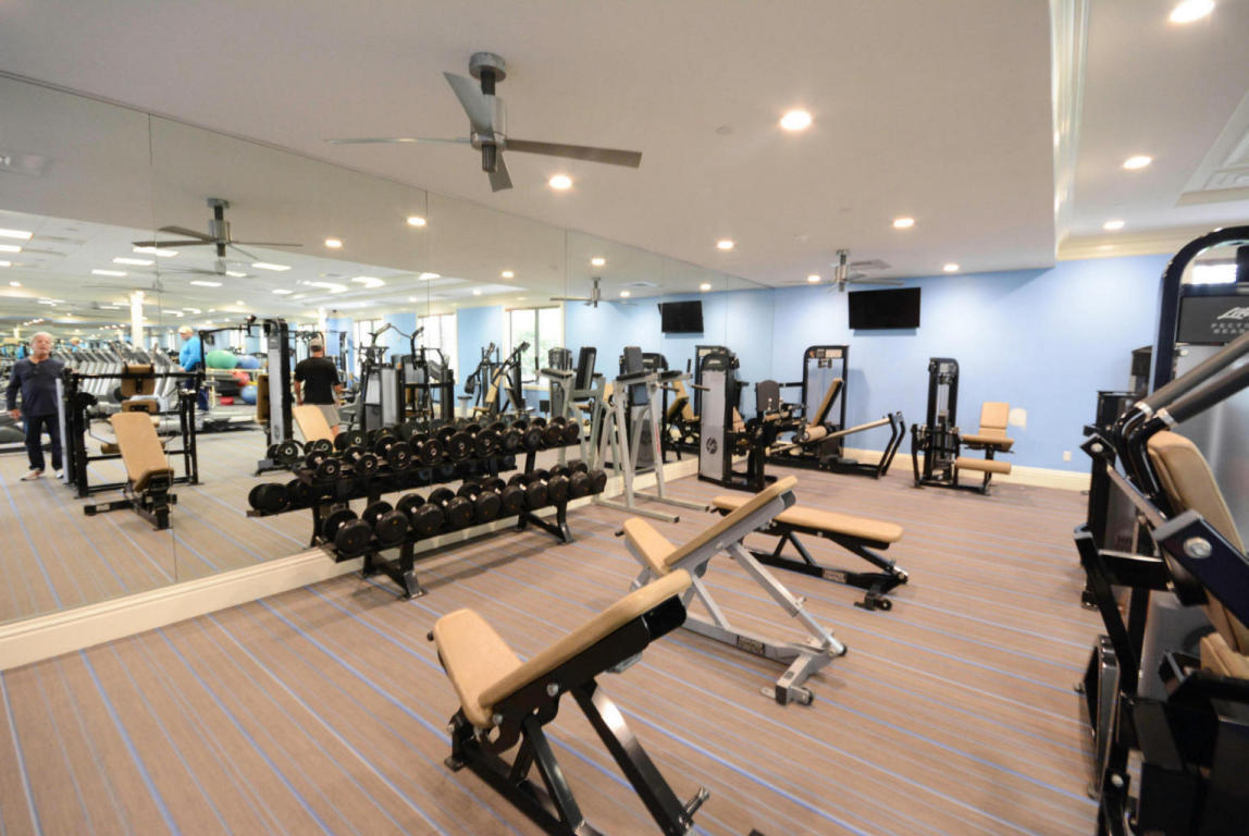 6863 Imperial Beach Circle