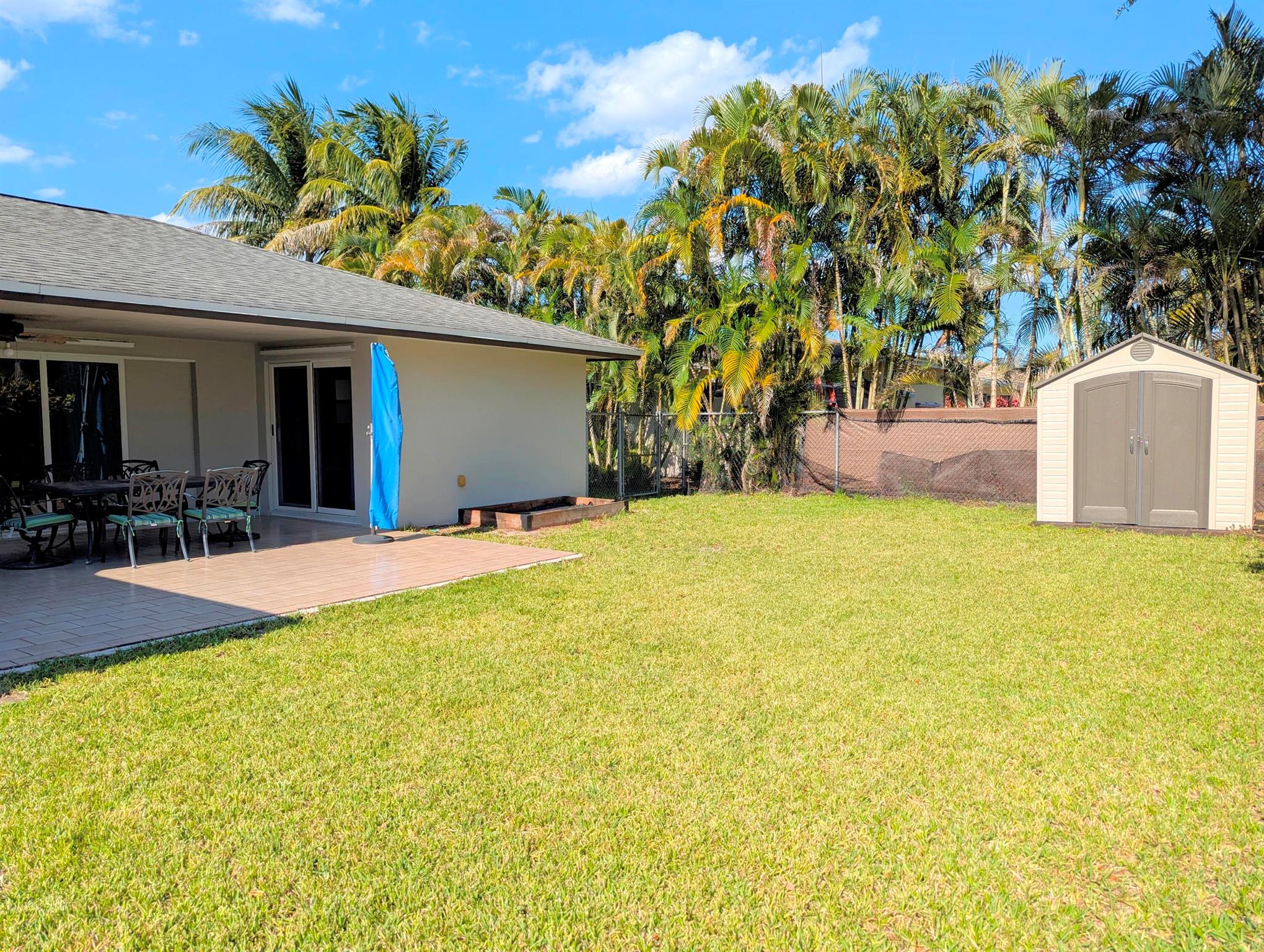 22556 Lanyard Street