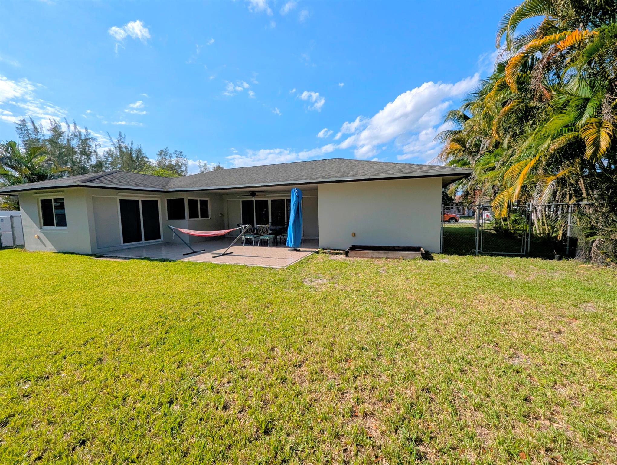 22556 Lanyard Street