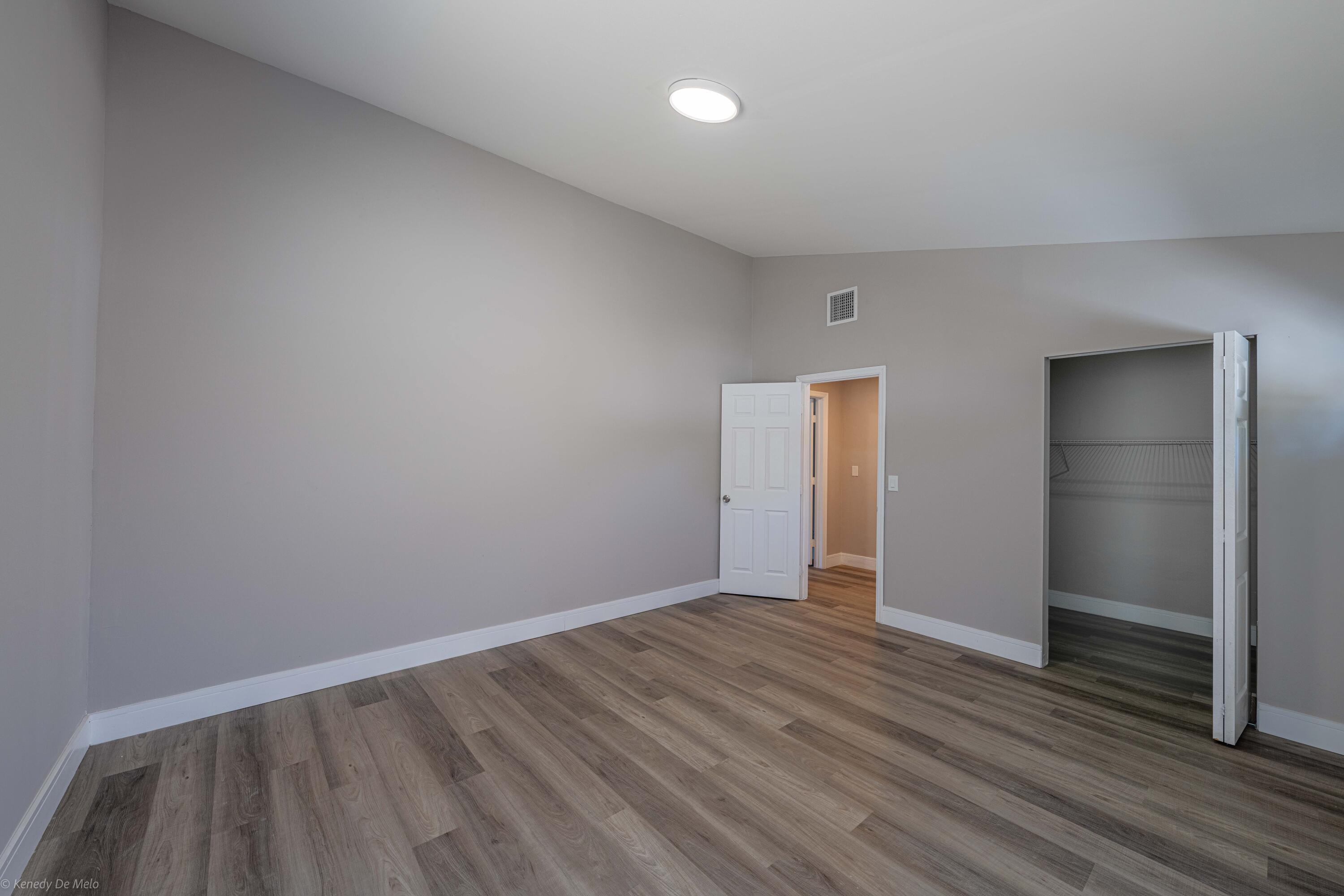 507 Ontario Place, West Palm Beach