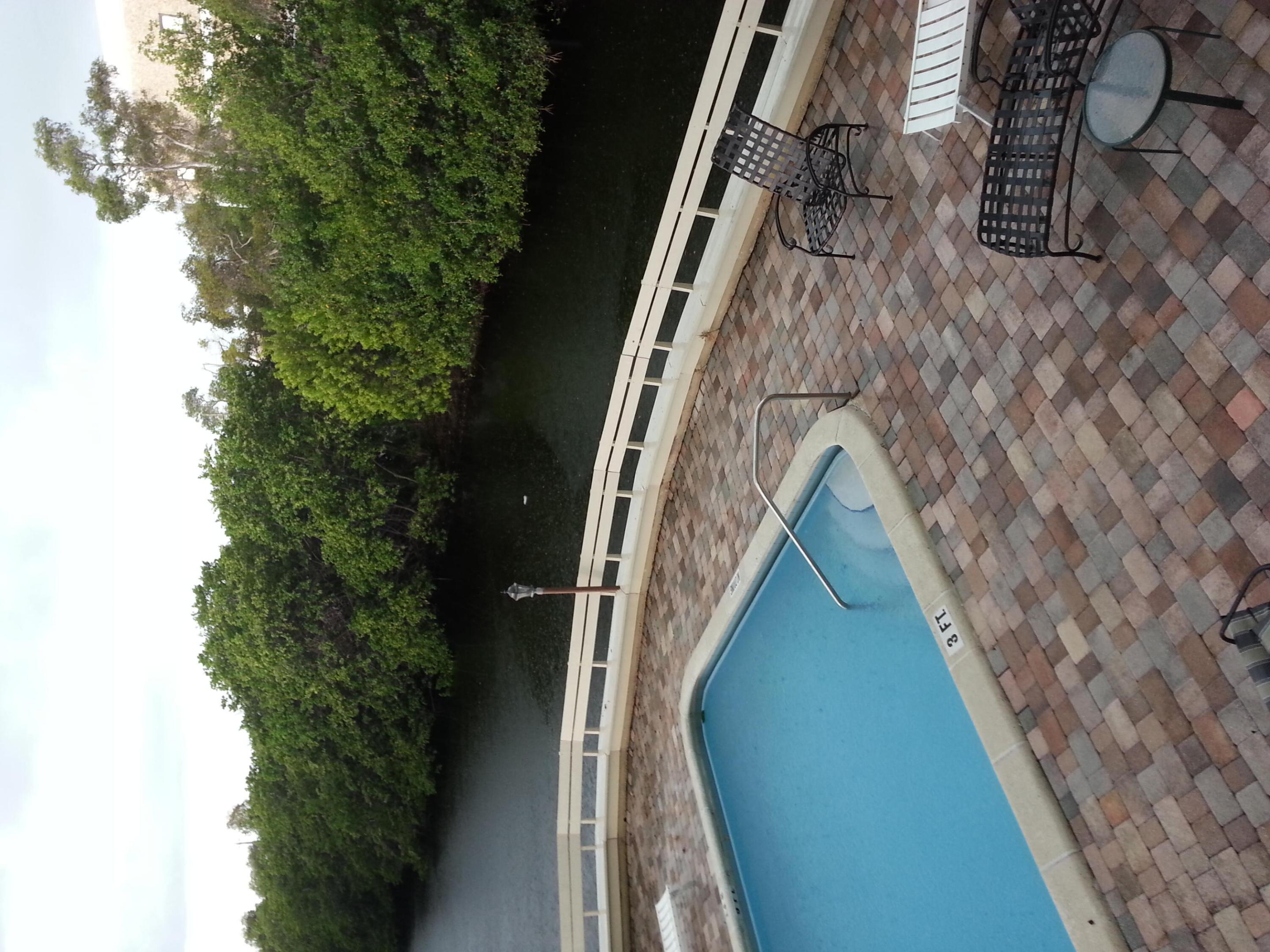 1400 NE 54th Street 105