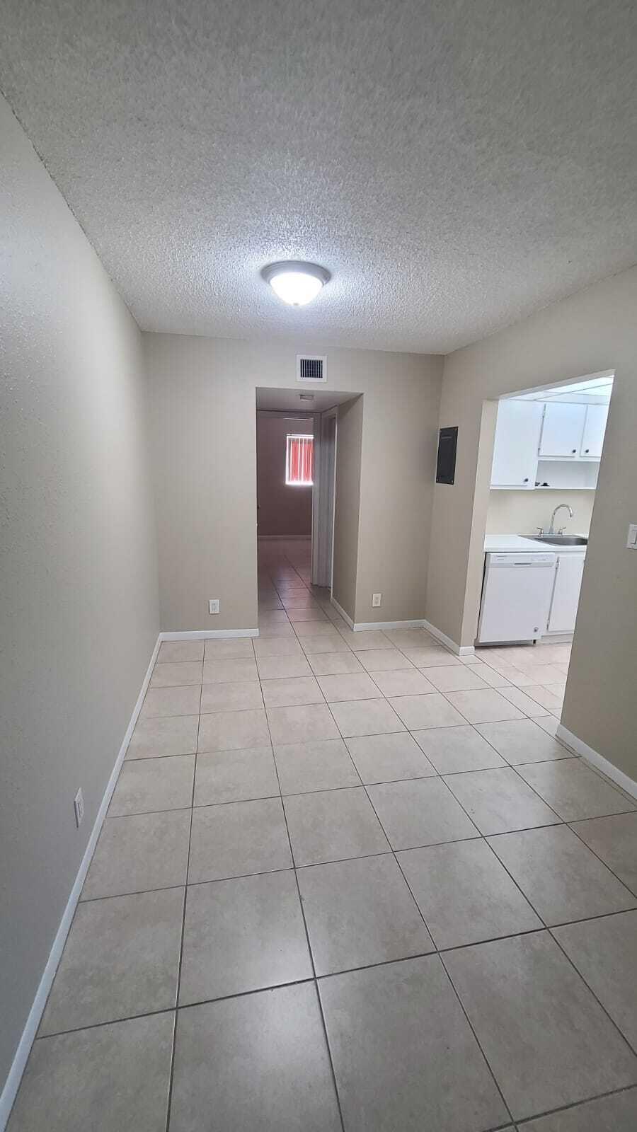 1400 NE 54th Street 105