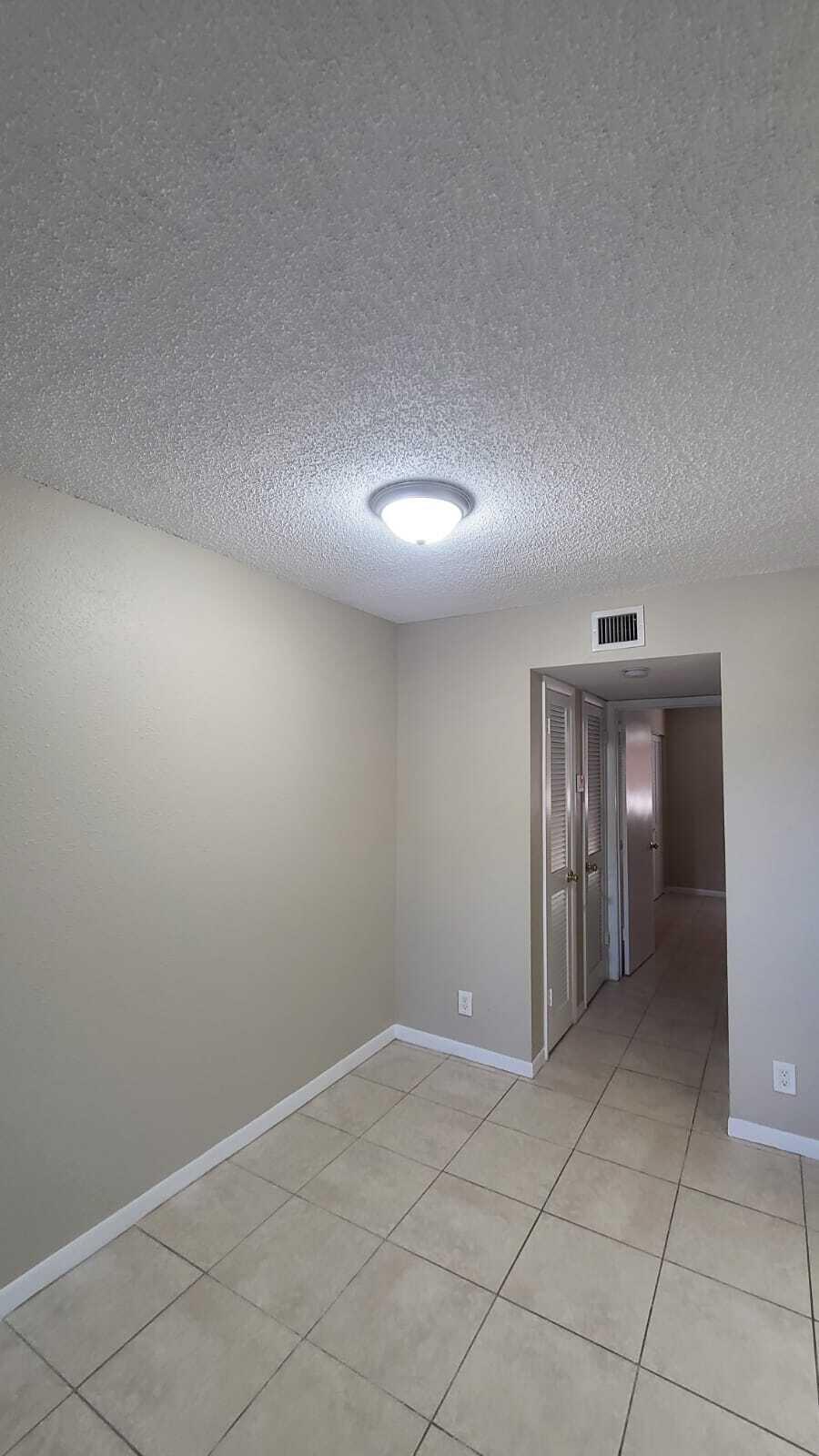 1400 NE 54th Street 105