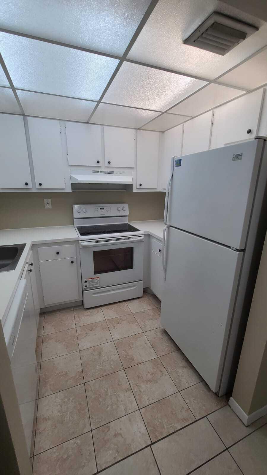 1400 NE 54th Street 105