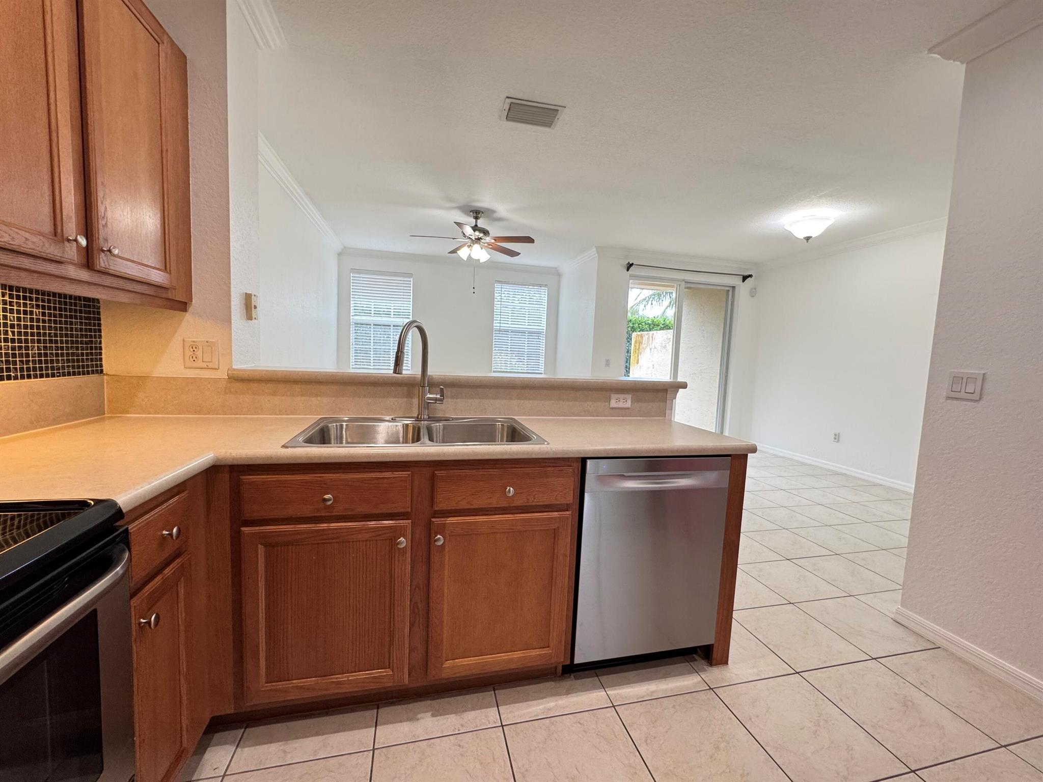 1015 Ventnor Avenue 3g