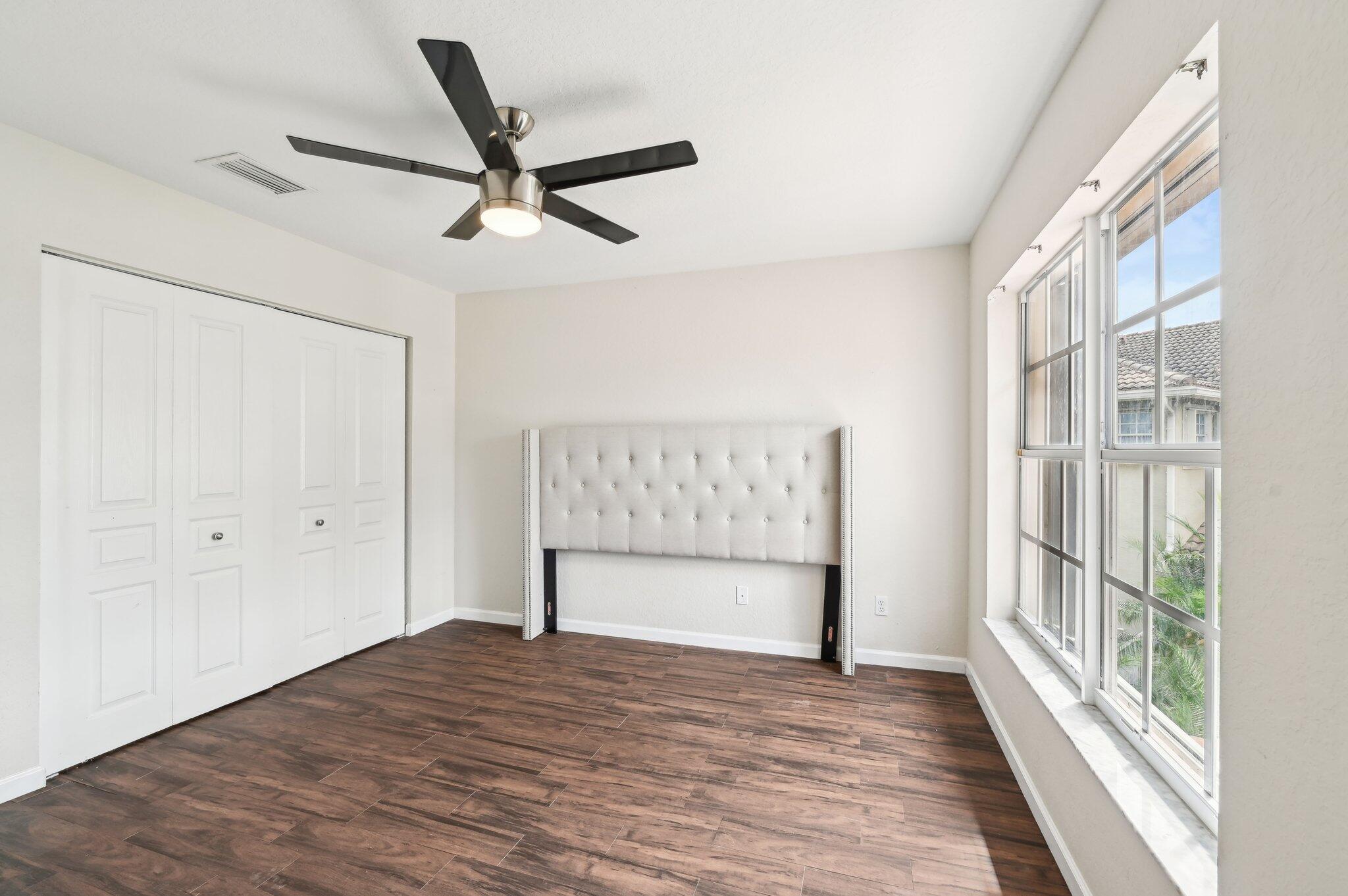 5000 Cobalt Court, Greenacres