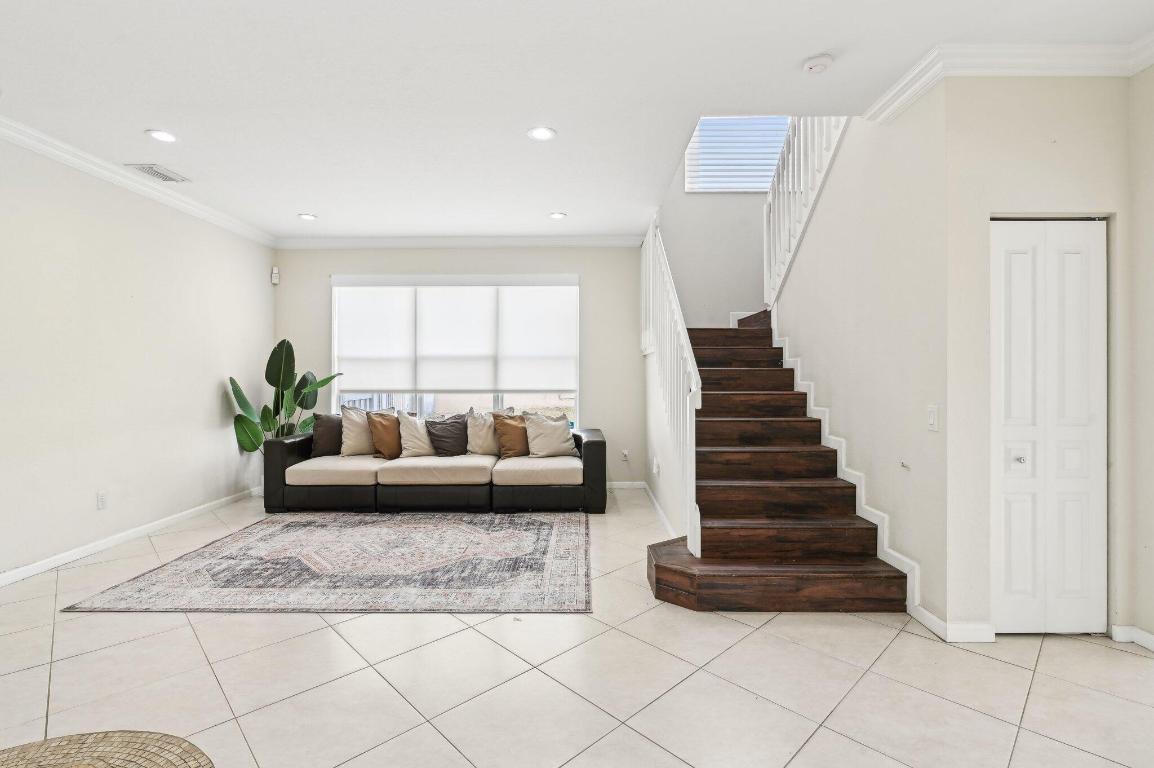 5000 Cobalt Court, Greenacres