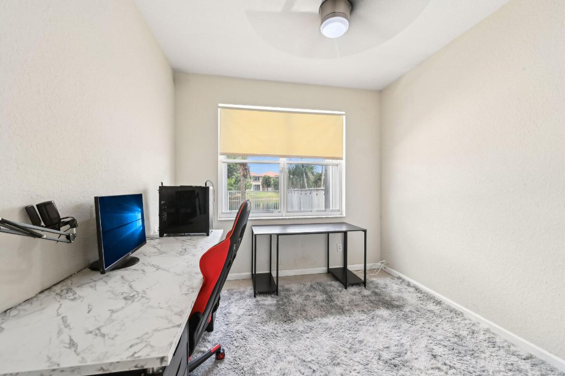 5000 Cobalt Court, Greenacres