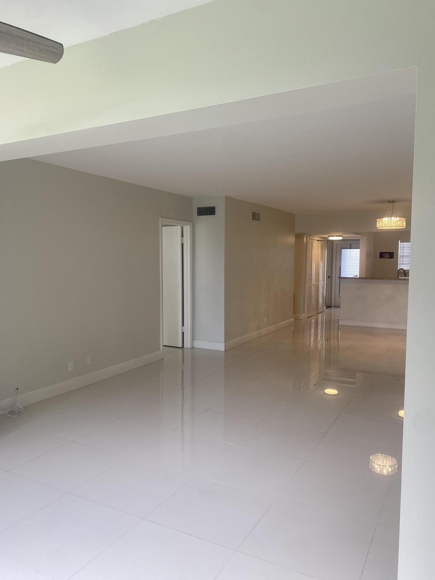 2860 SW 22nd Avenue 4060, Delray Beach Unit: 4060