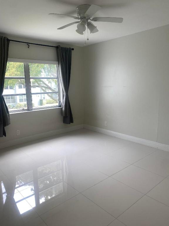 2860 SW 22nd Avenue 4060, Delray Beach Unit: 4060