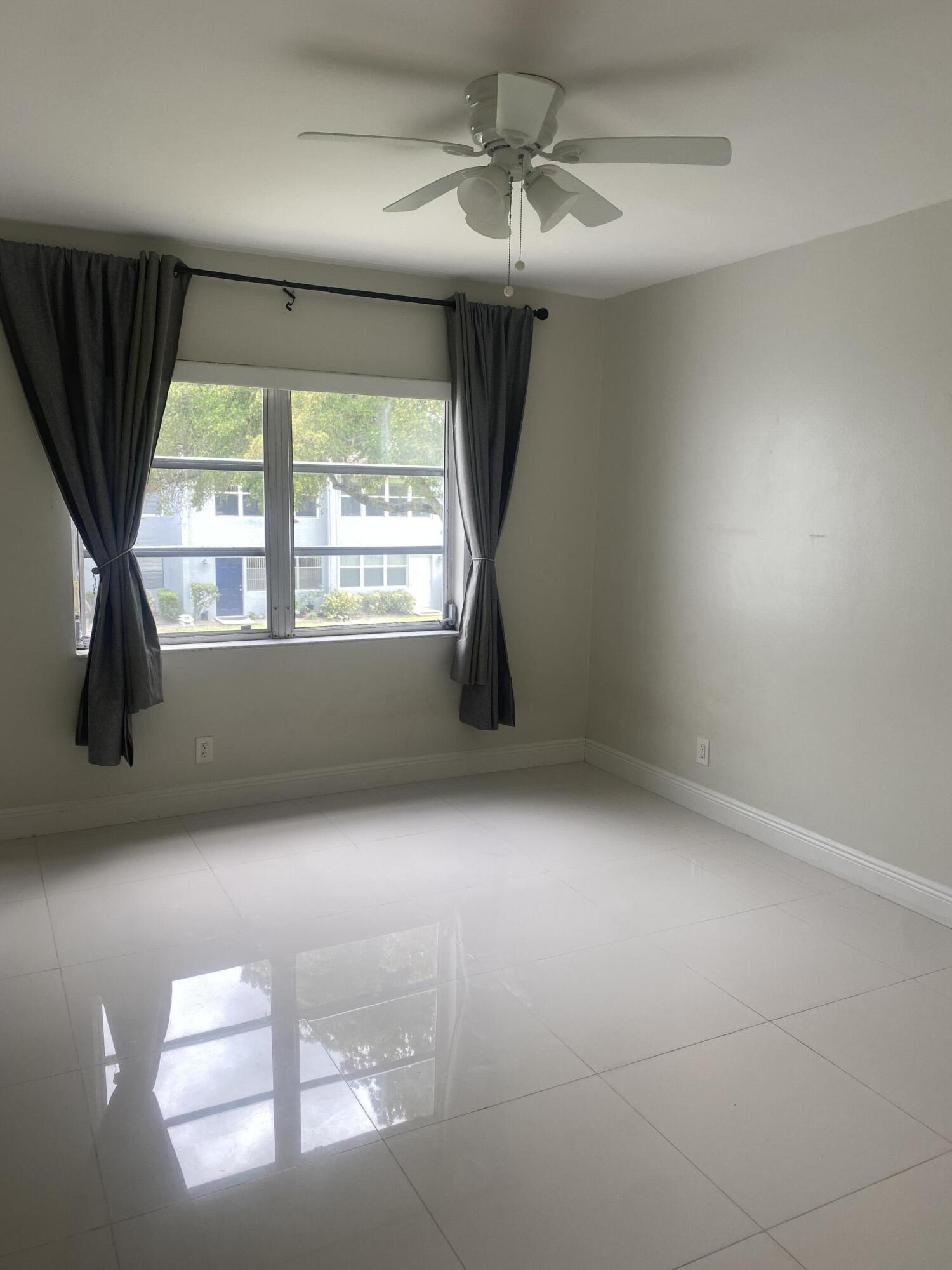 2860 SW 22nd Avenue 4060, Delray Beach Unit: 4060