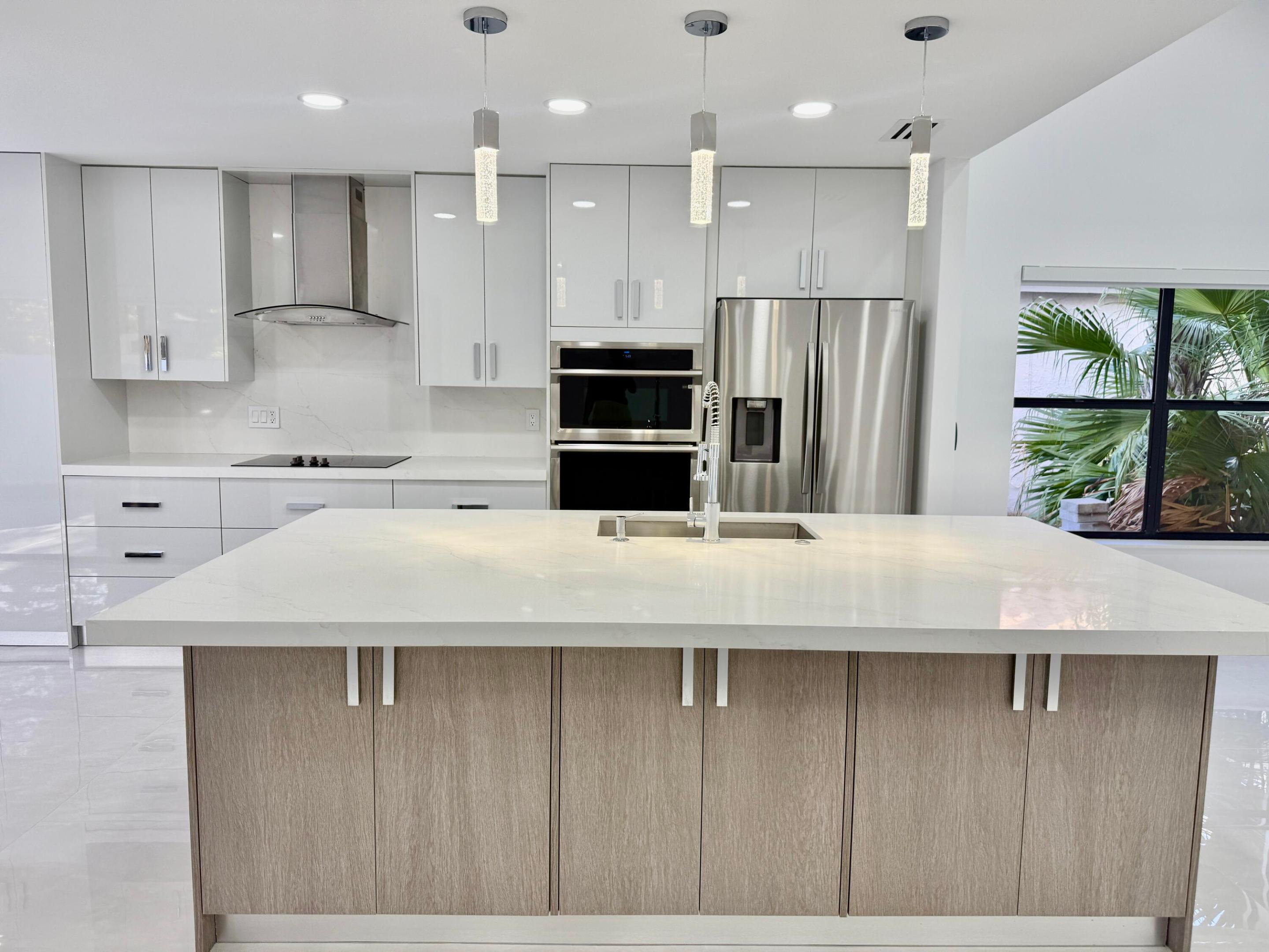 11110 Highland Circle