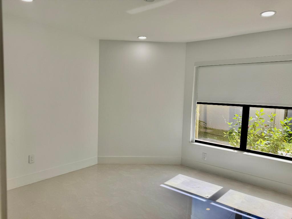 11110 Highland Circle