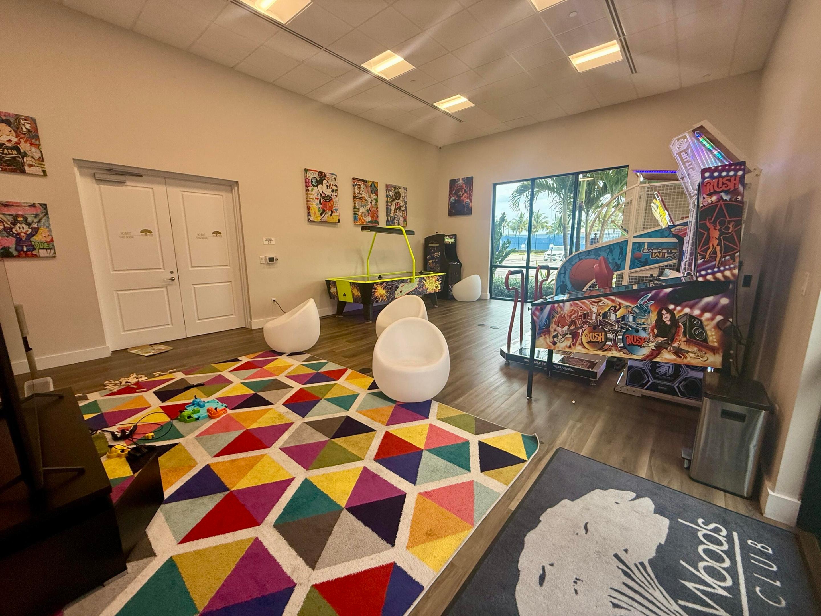 11110 Highland Circle