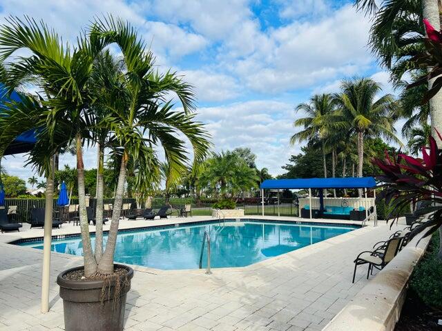 11110 Highland Circle