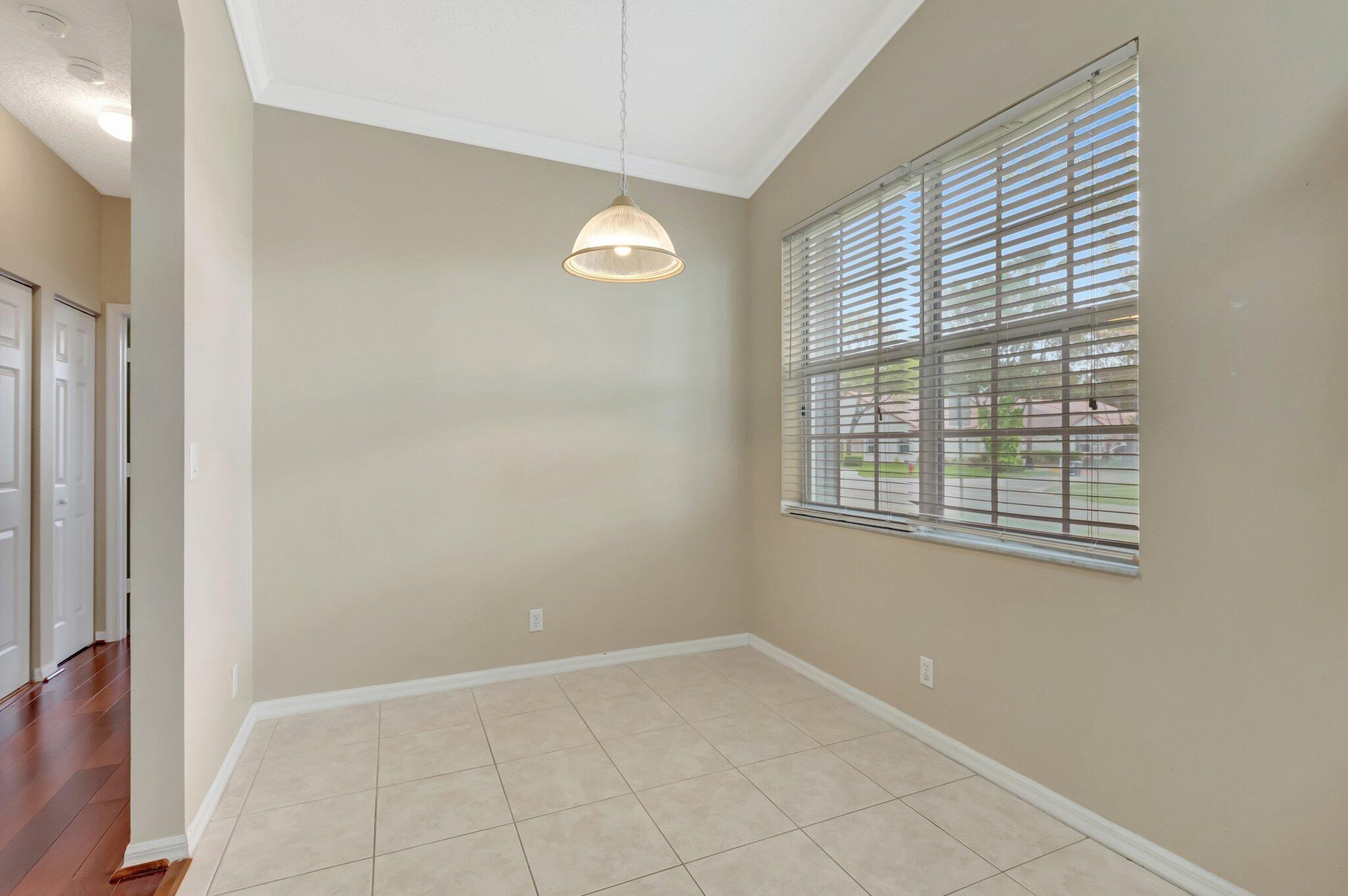 6152 Petunia Road