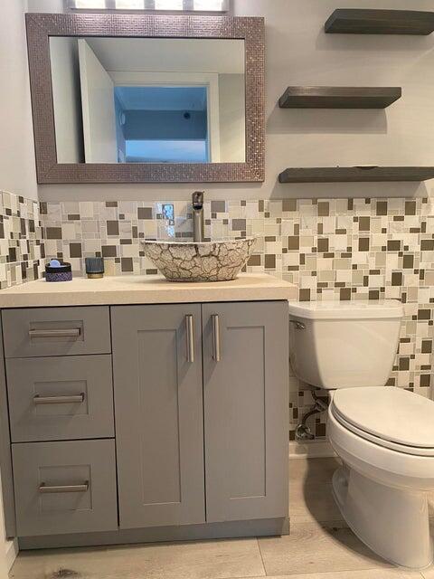 3215 S Ocean Boulevard 402, Highland Beach Unit: 402