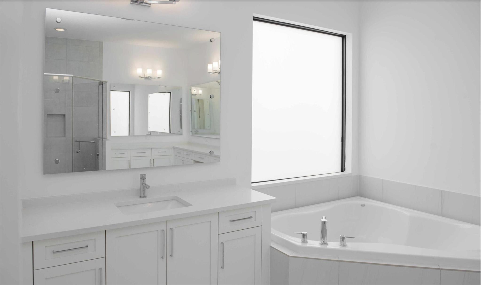 17035 Wandering Wave Avenue