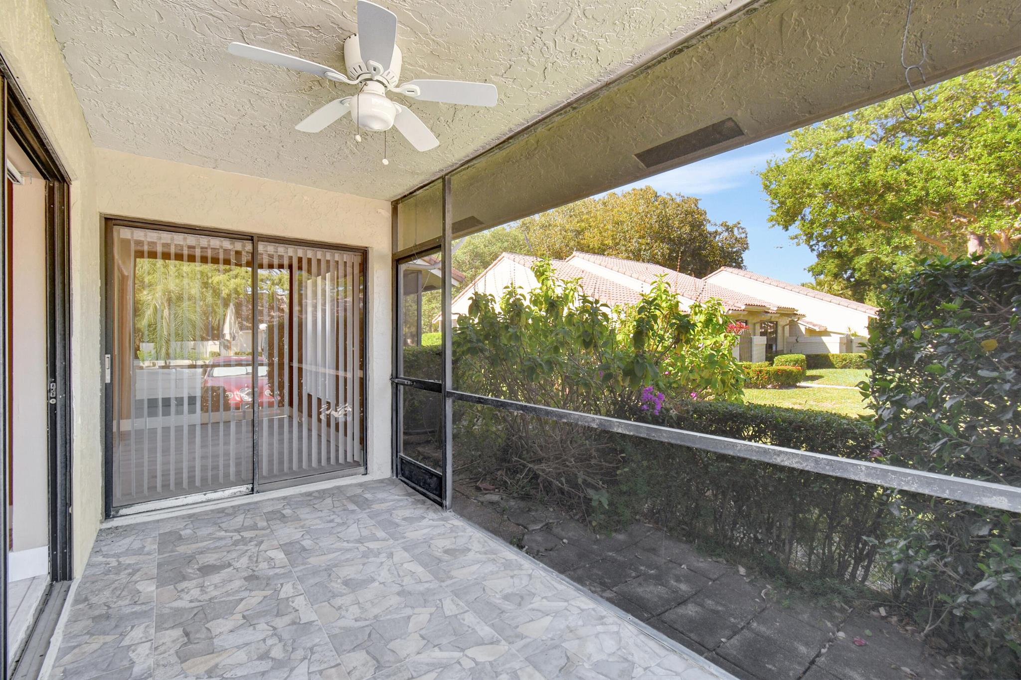 492 Hardwood Pl Place