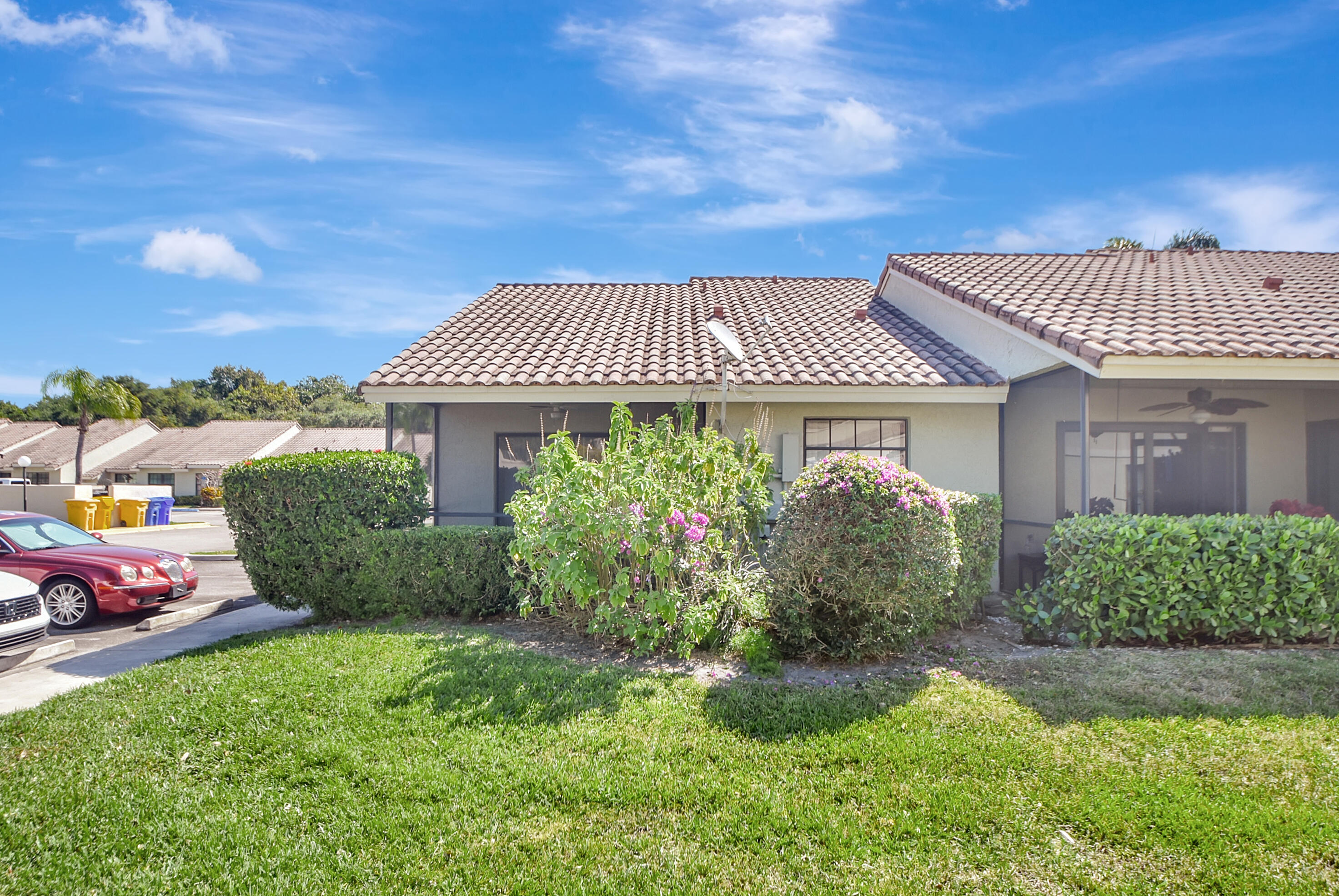 492 Hardwood Pl Place