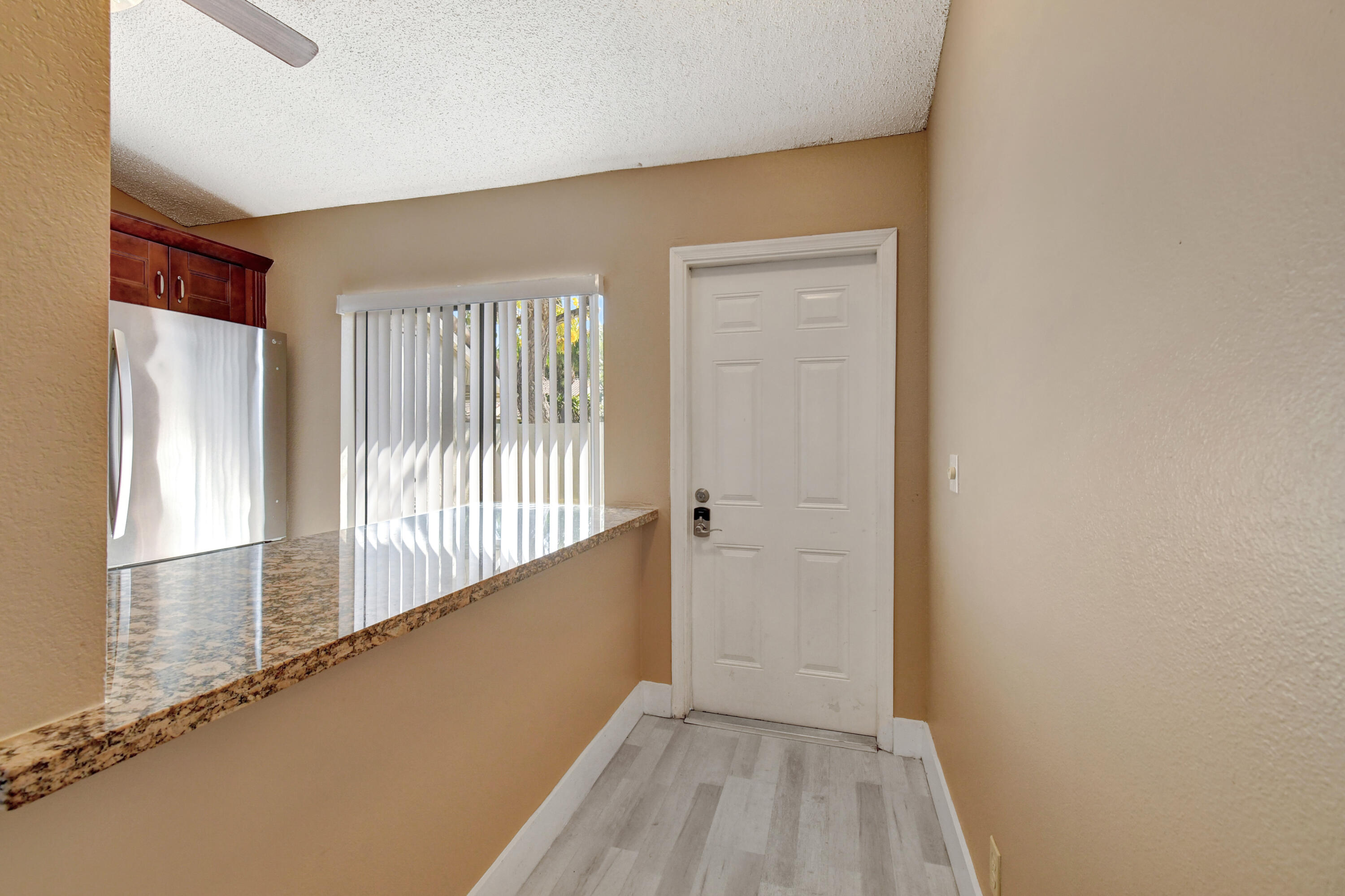 492 Hardwood Pl Place