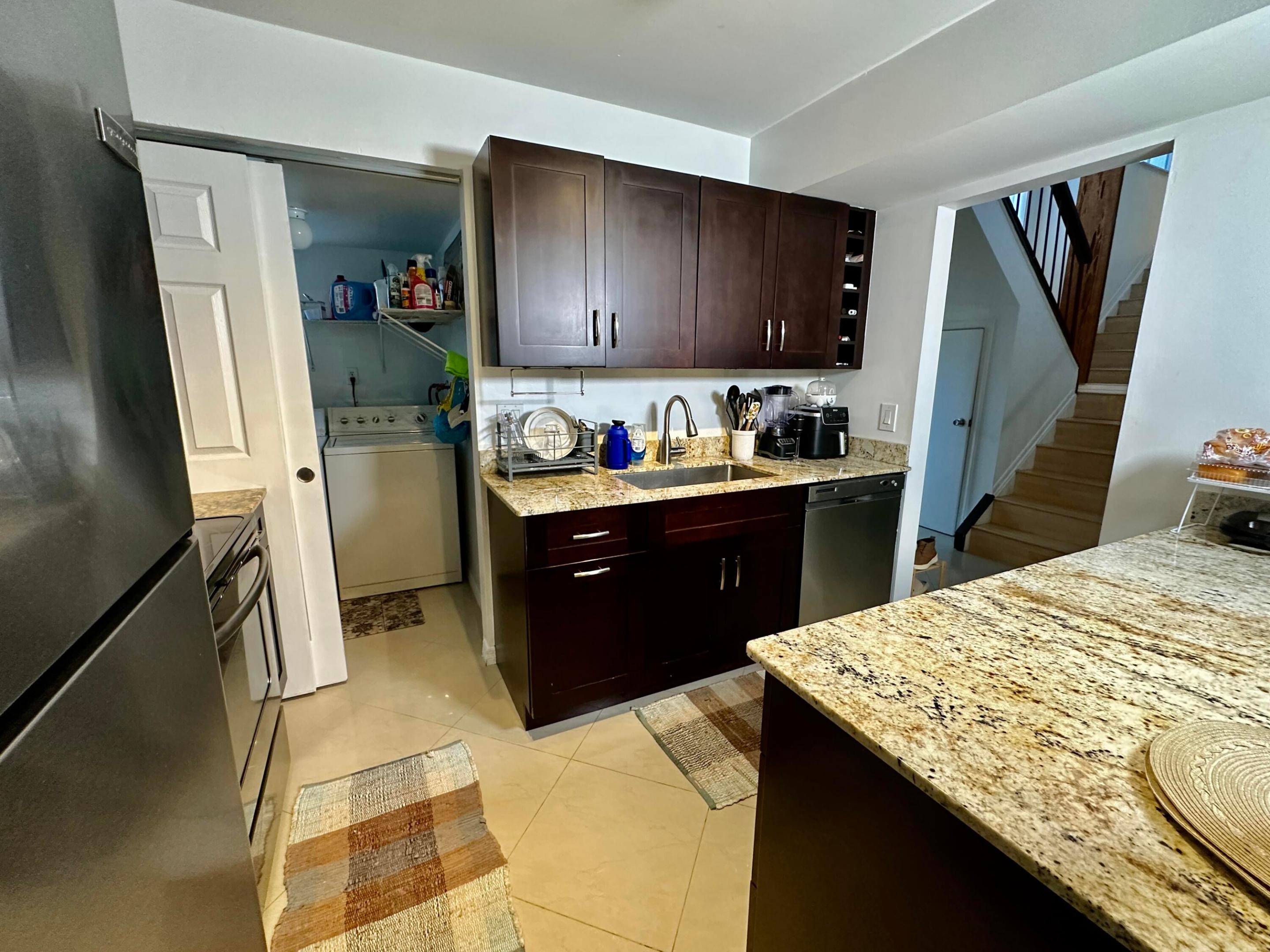 7200 NW 2nd Avenue 118