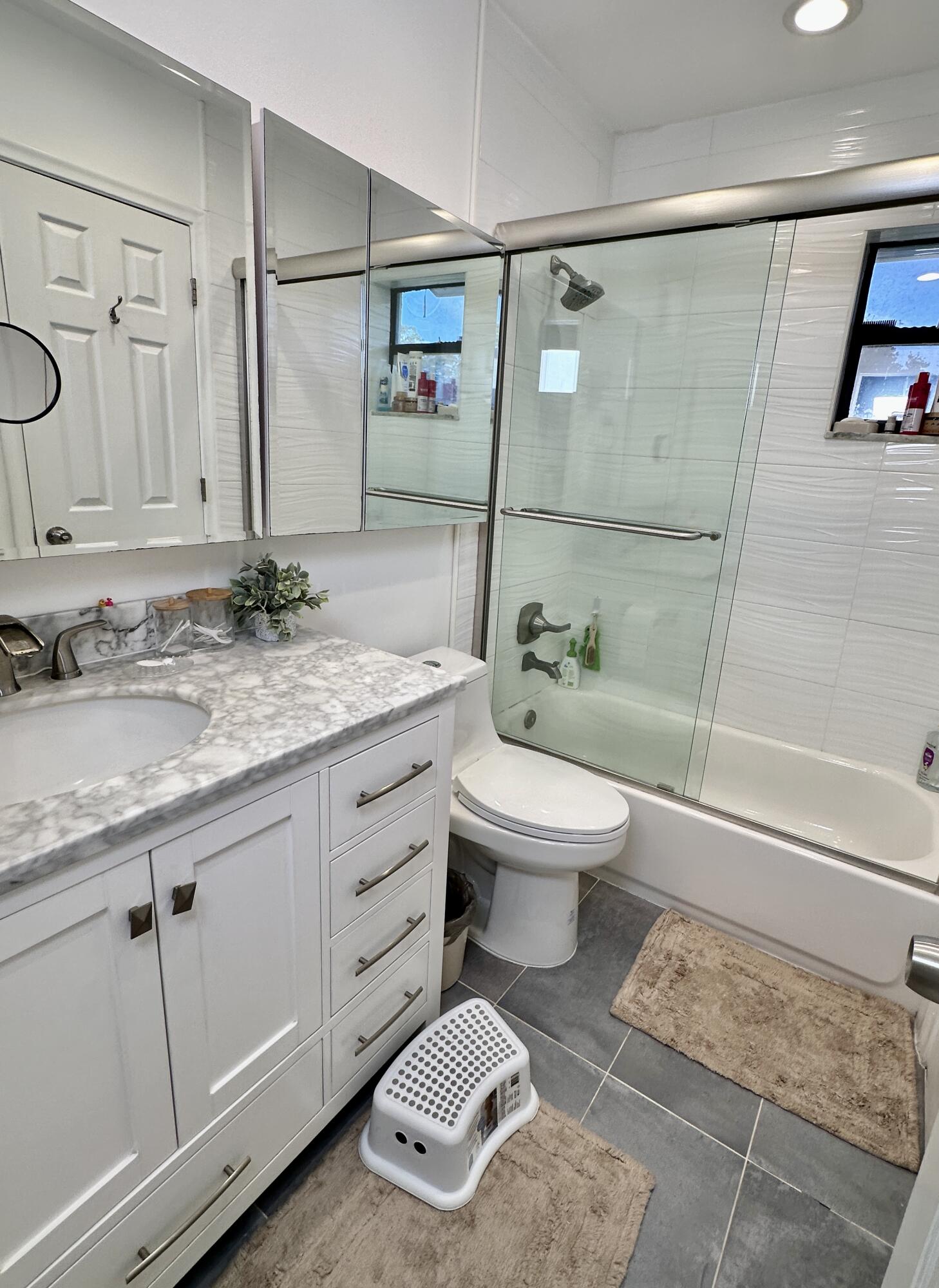 7200 NW 2nd Avenue 118