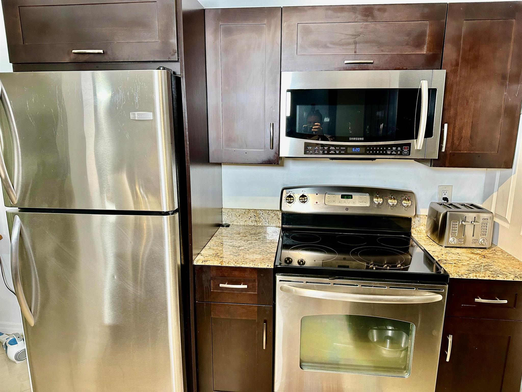 7200 NW 2nd Avenue 118