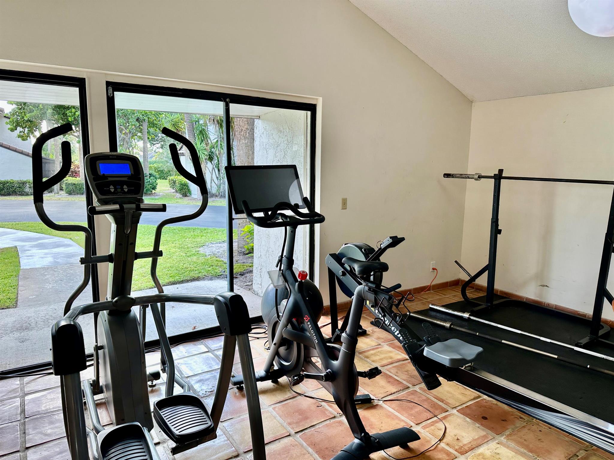 7200 NW 2nd Avenue 118