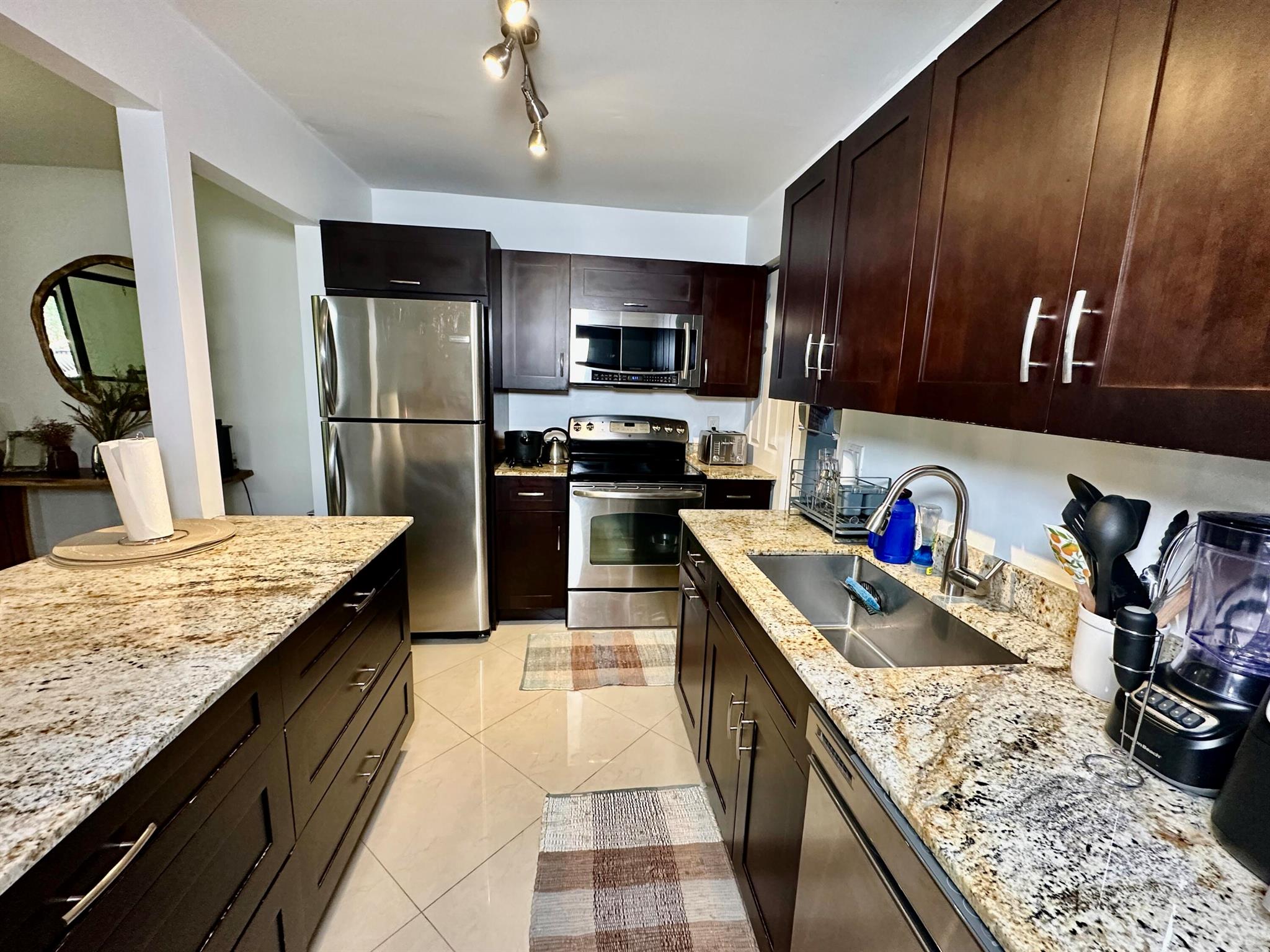 7200 NW 2nd Avenue 118