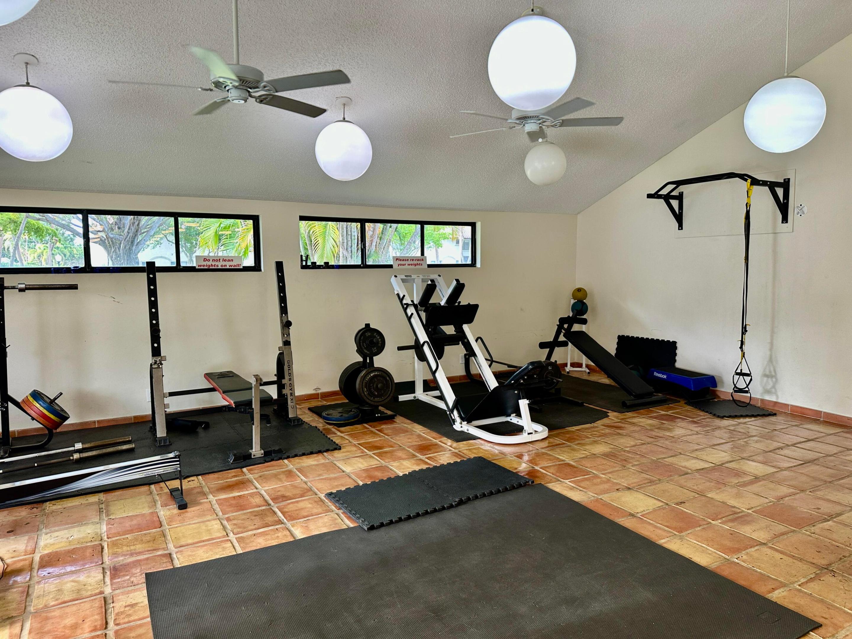 7200 NW 2nd Avenue 118