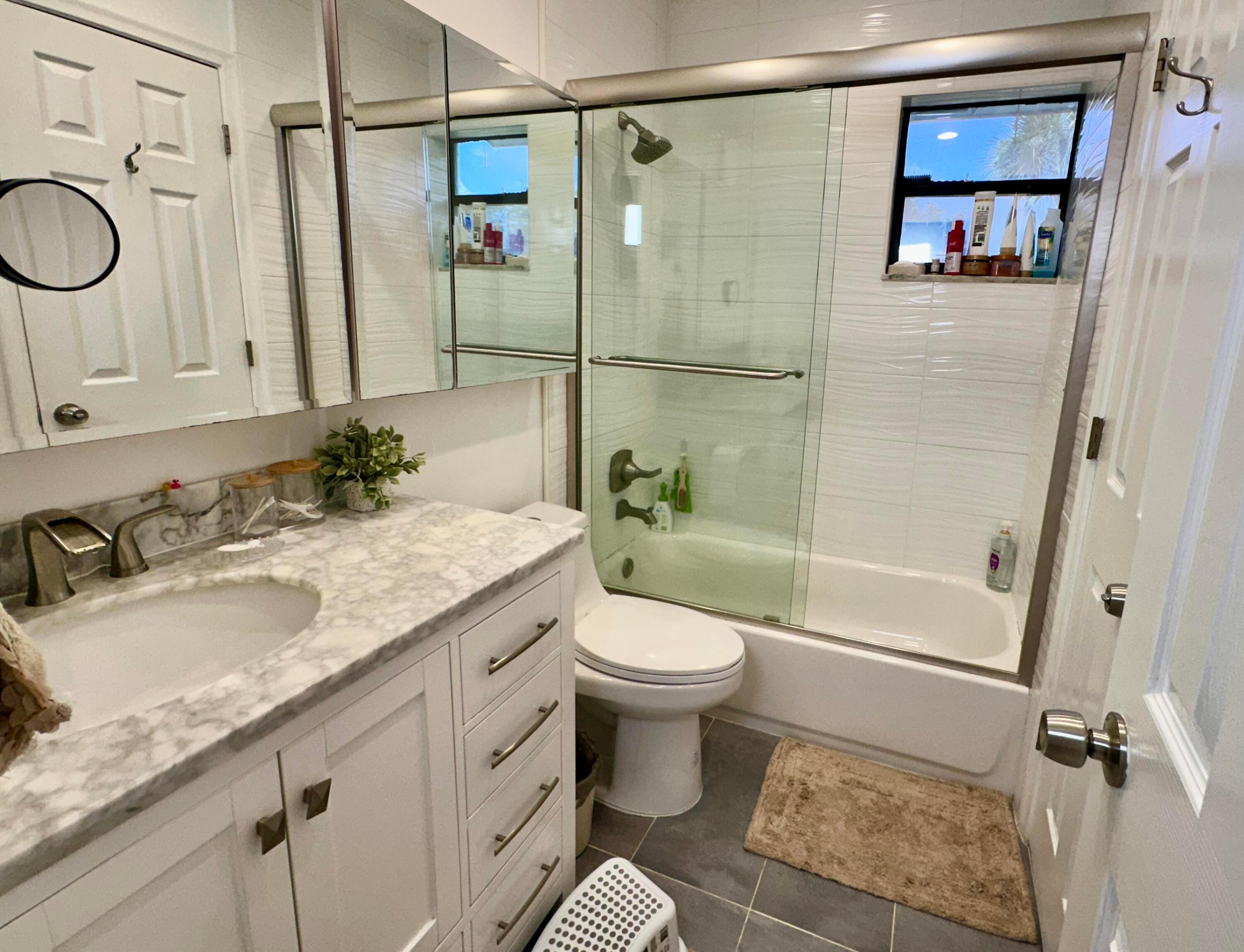 7200 NW 2nd Avenue 118