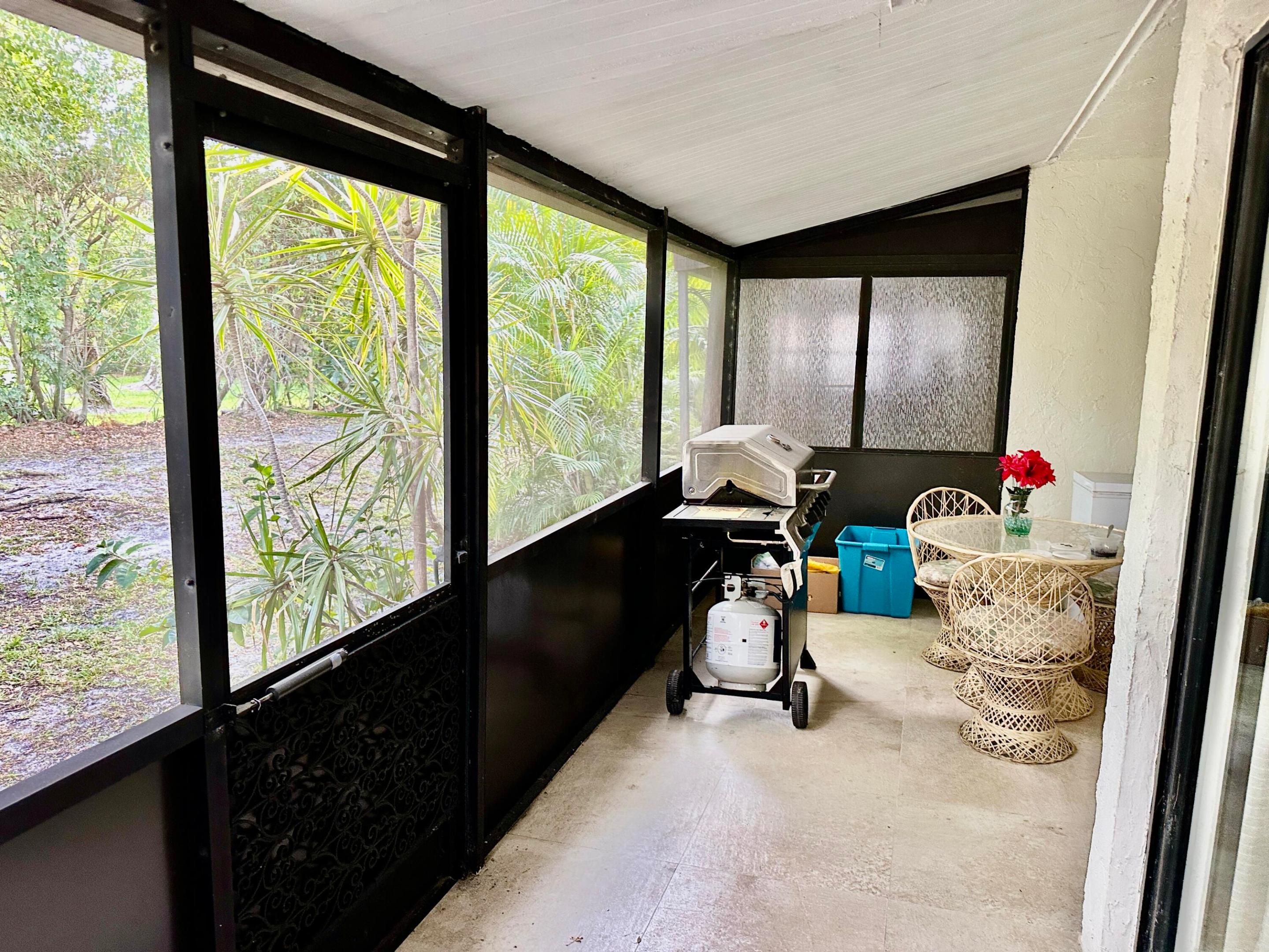 7200 NW 2nd Avenue 118