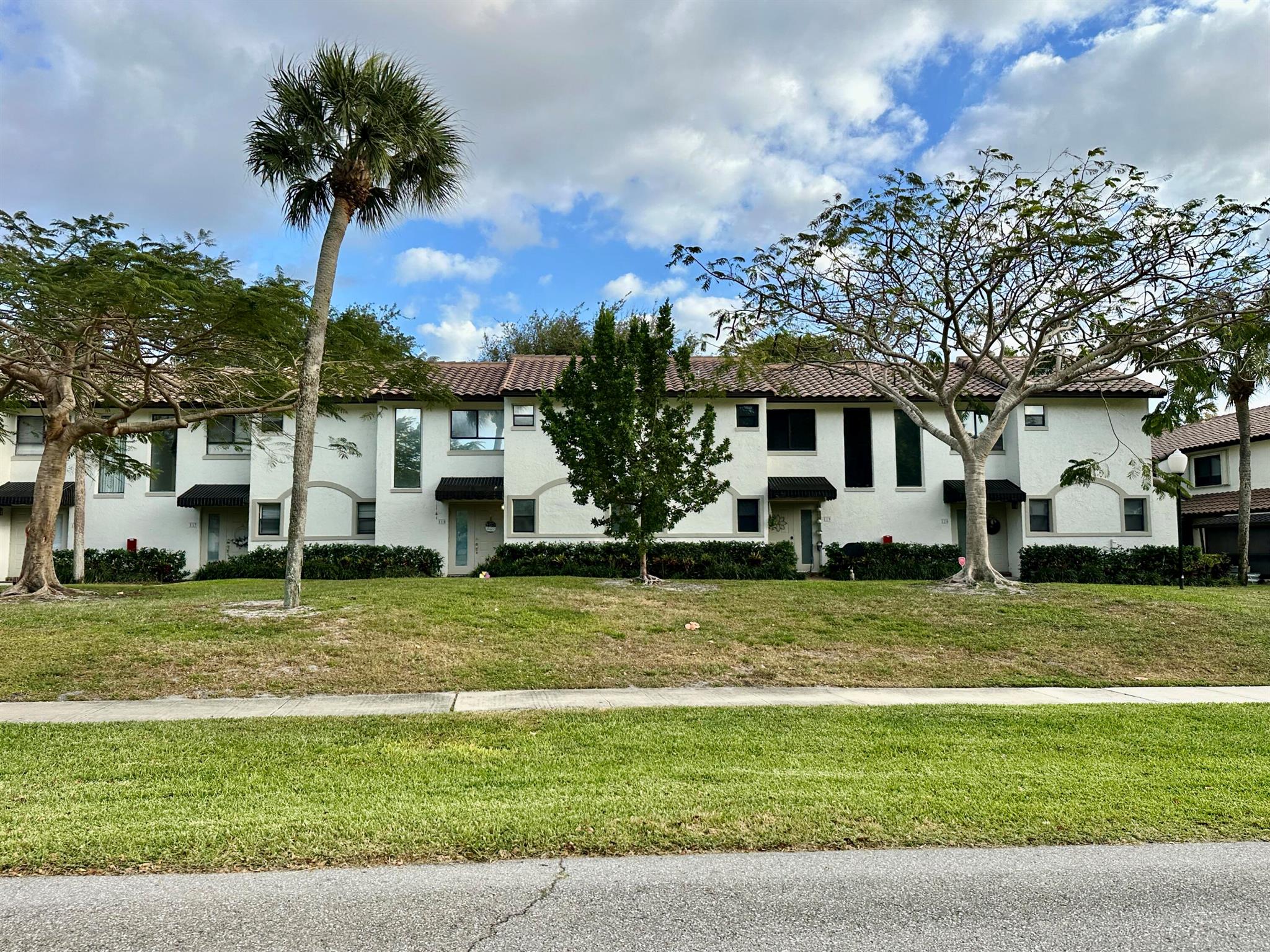 7200 NW 2nd Avenue 118