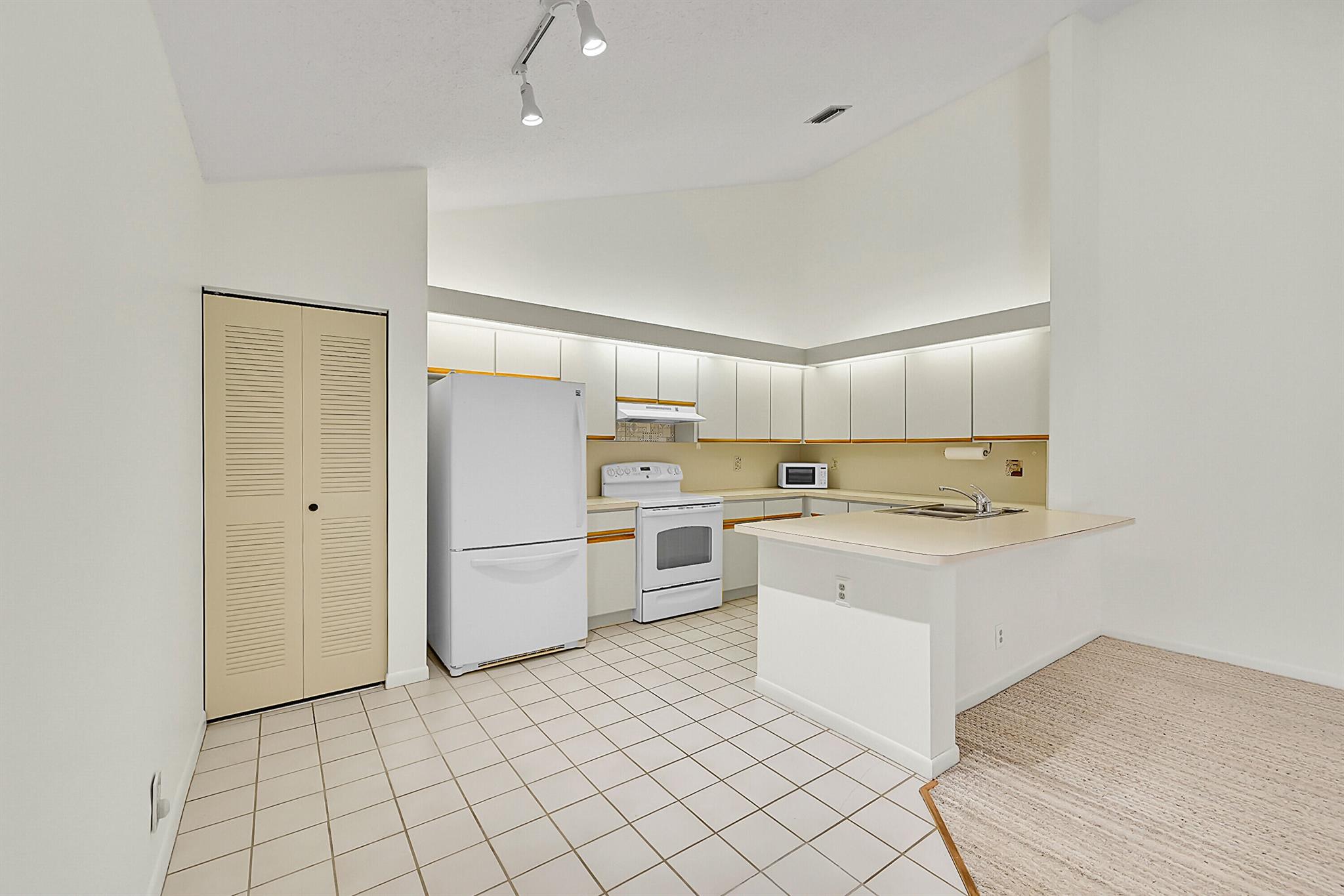 8856 Thumbwood Circle D